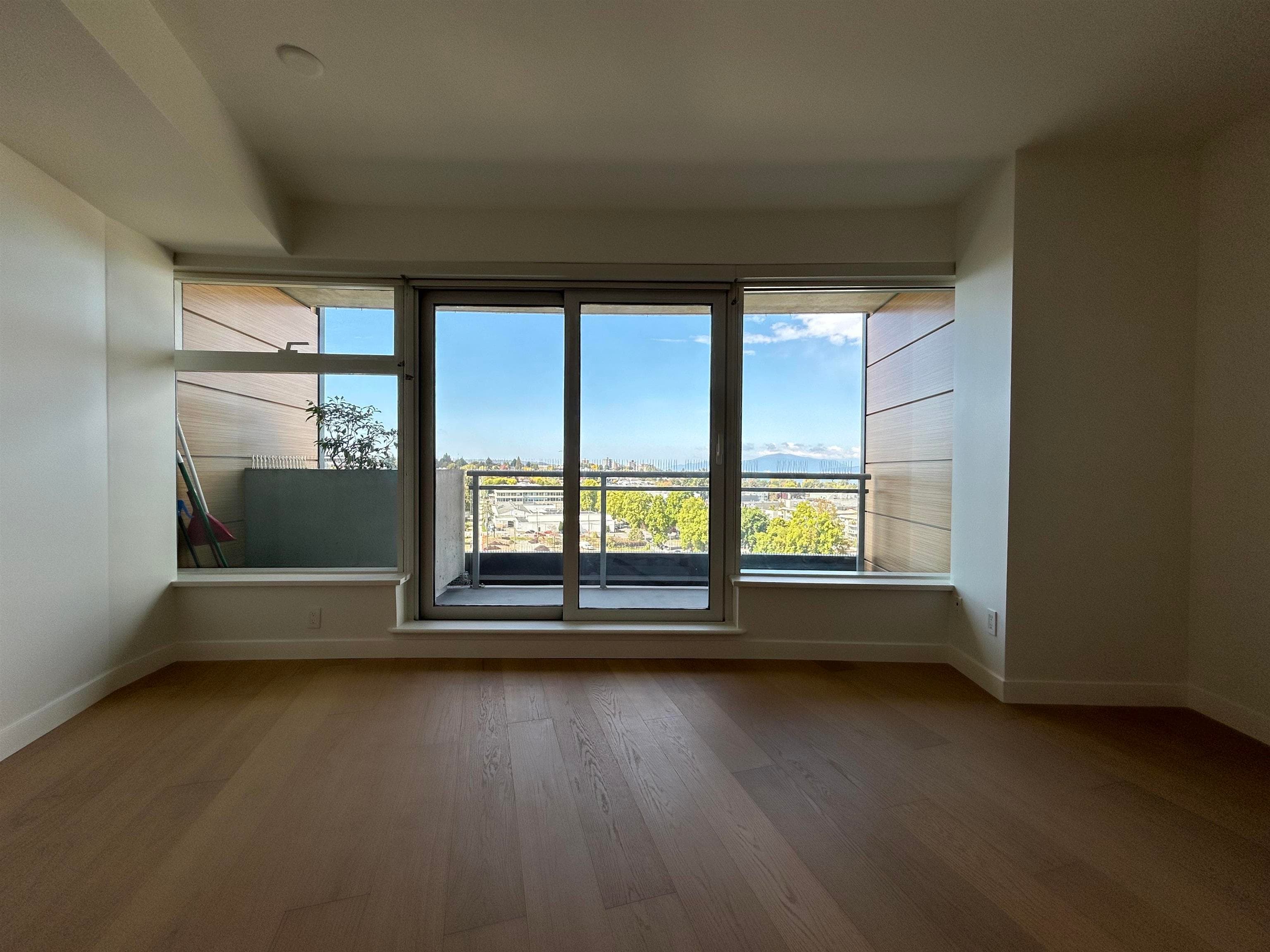 1102 - 1565 West 6th Avenue, Vancouver, V6J 1R1 — photo 5
