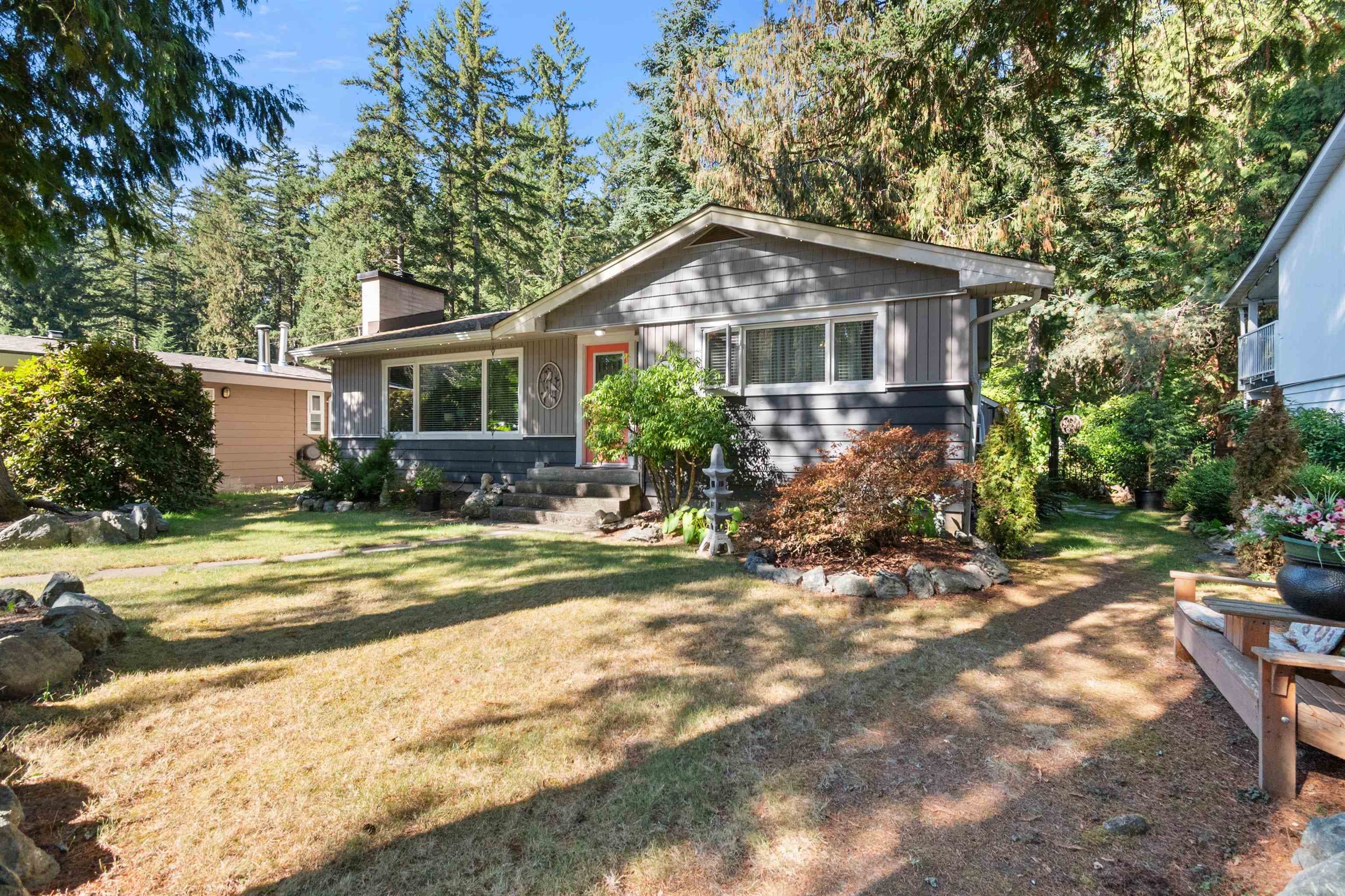 624 Mountain View Road, Cultus Lake, V2R 4Z7 — photo 2
