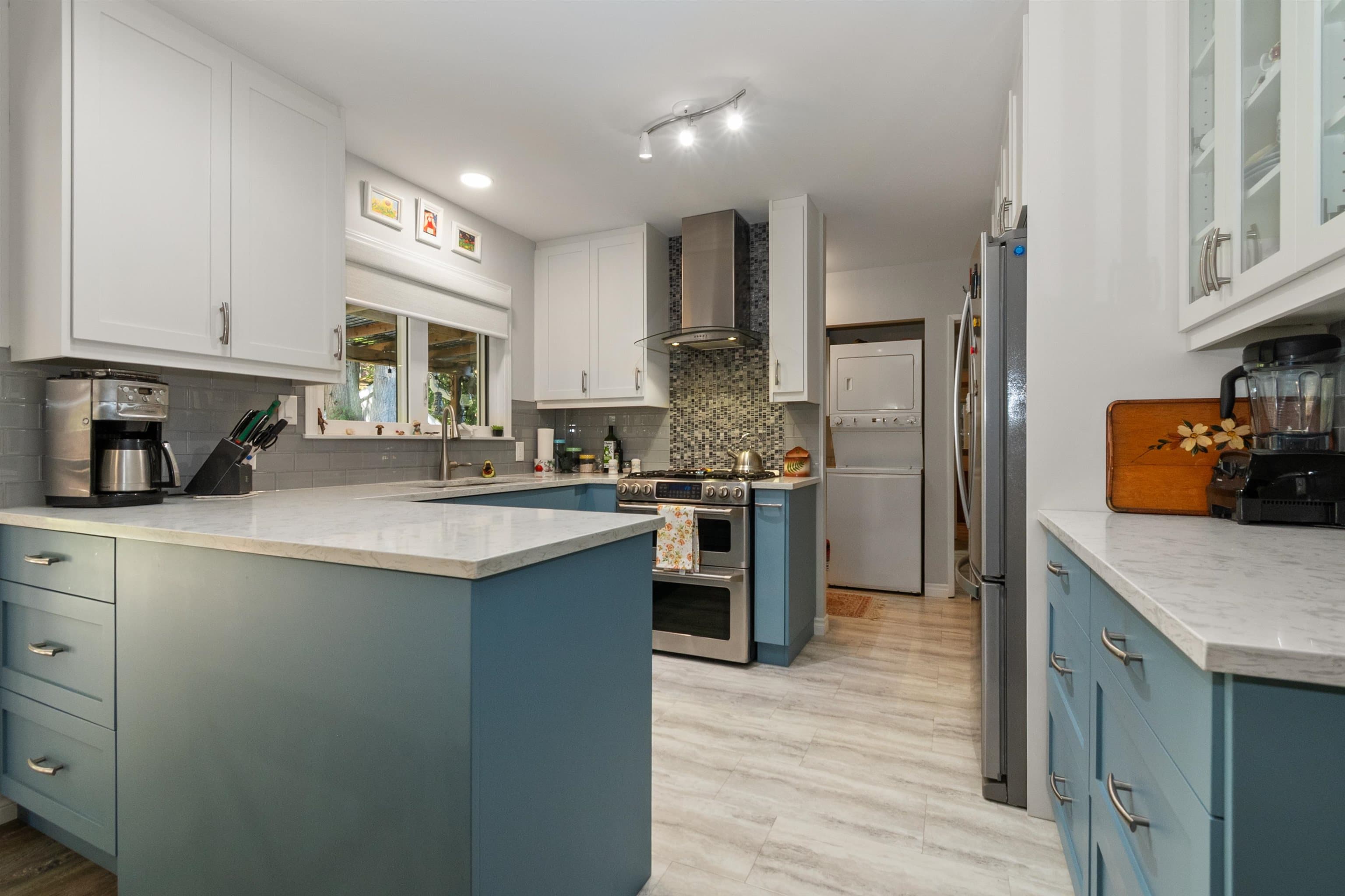 624 Mountain View Road, Cultus Lake, V2R 4Z7 — photo 5