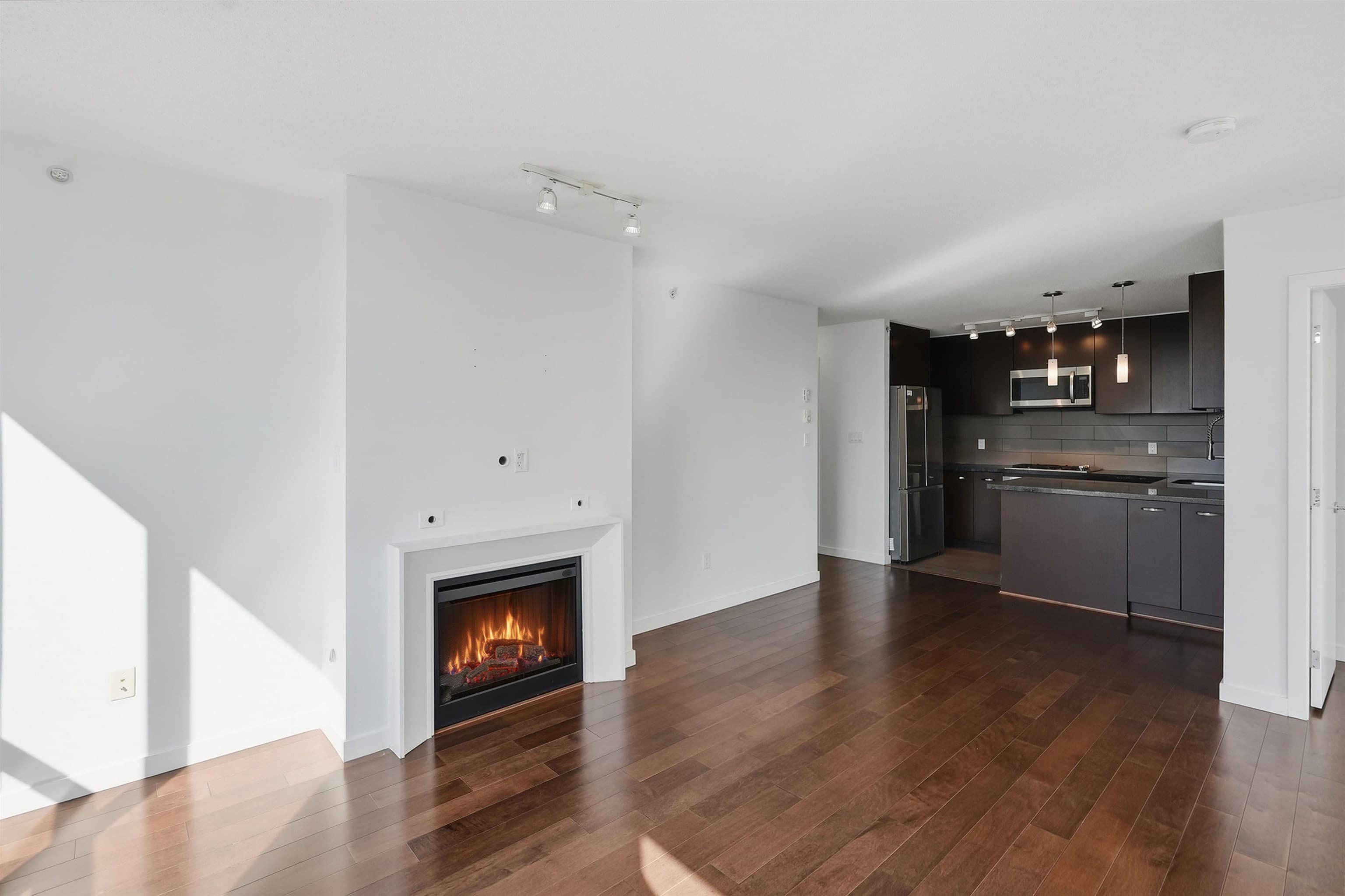 1703 - 1185 The High Street, Coquitlam, V3B 0A9 — photo 4