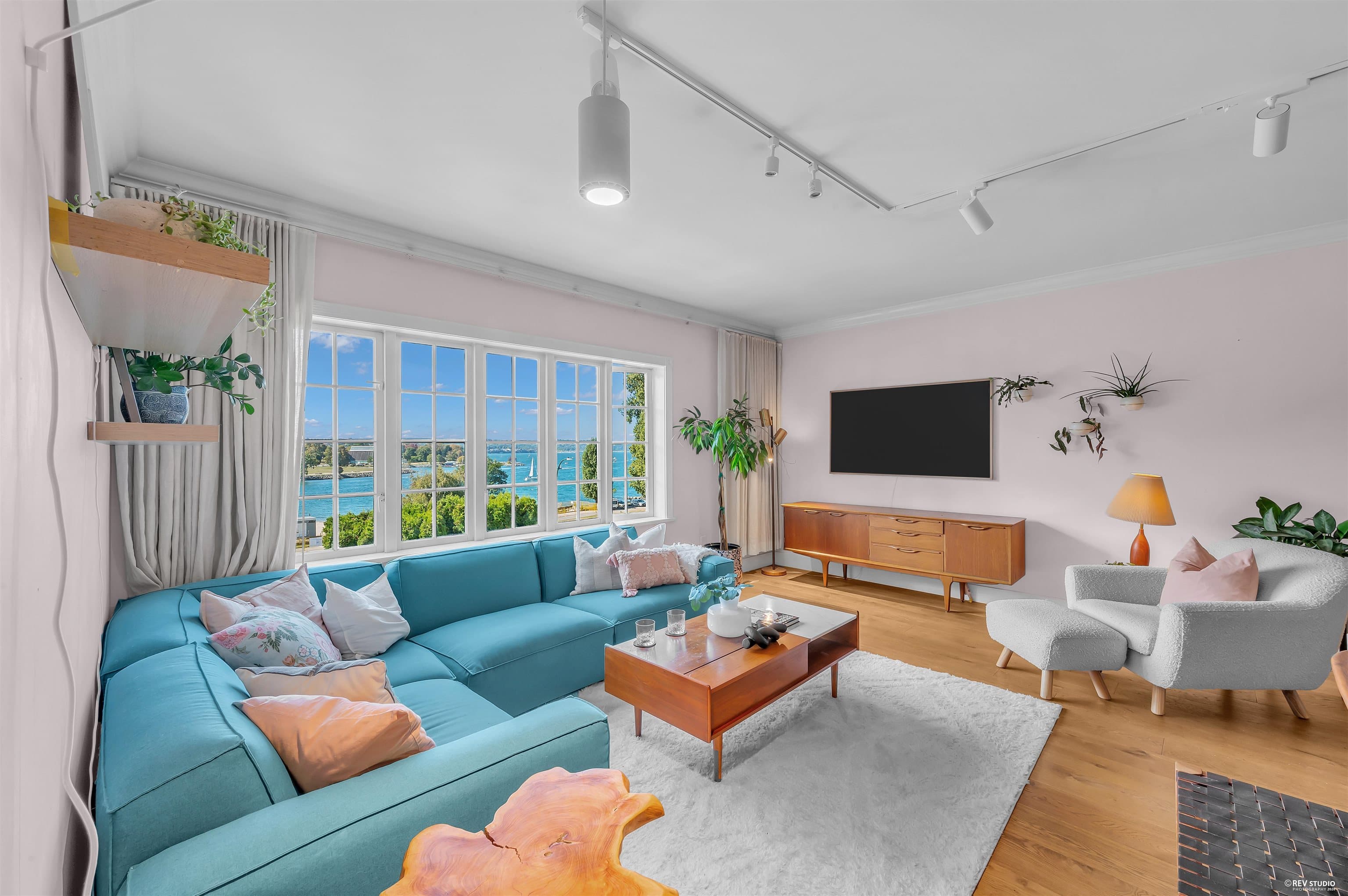 209 - 1311 Beach Avenue, Vancouver