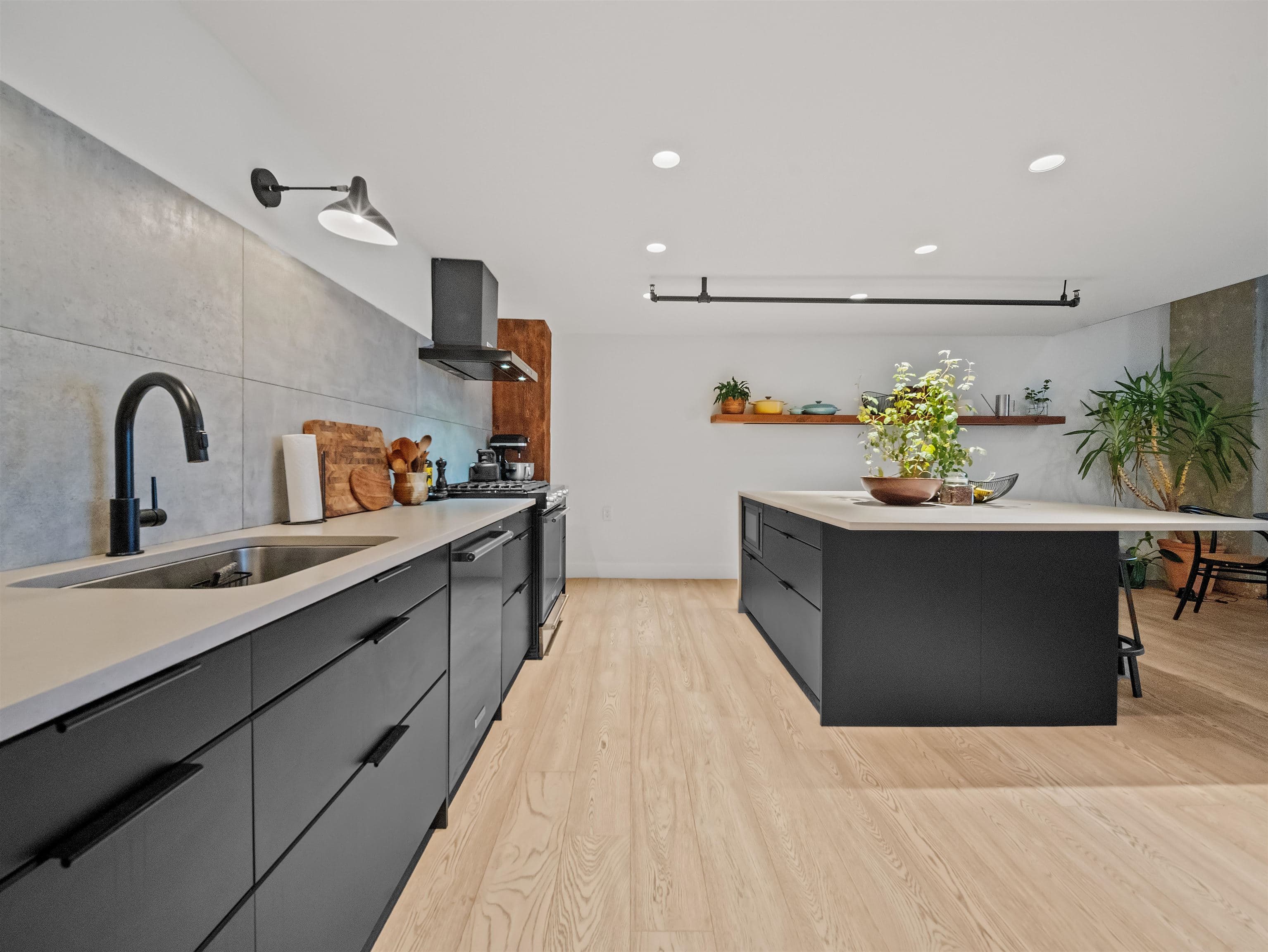 47 E Cordova Street, Vancouver, V6A 1K3 — photo 5