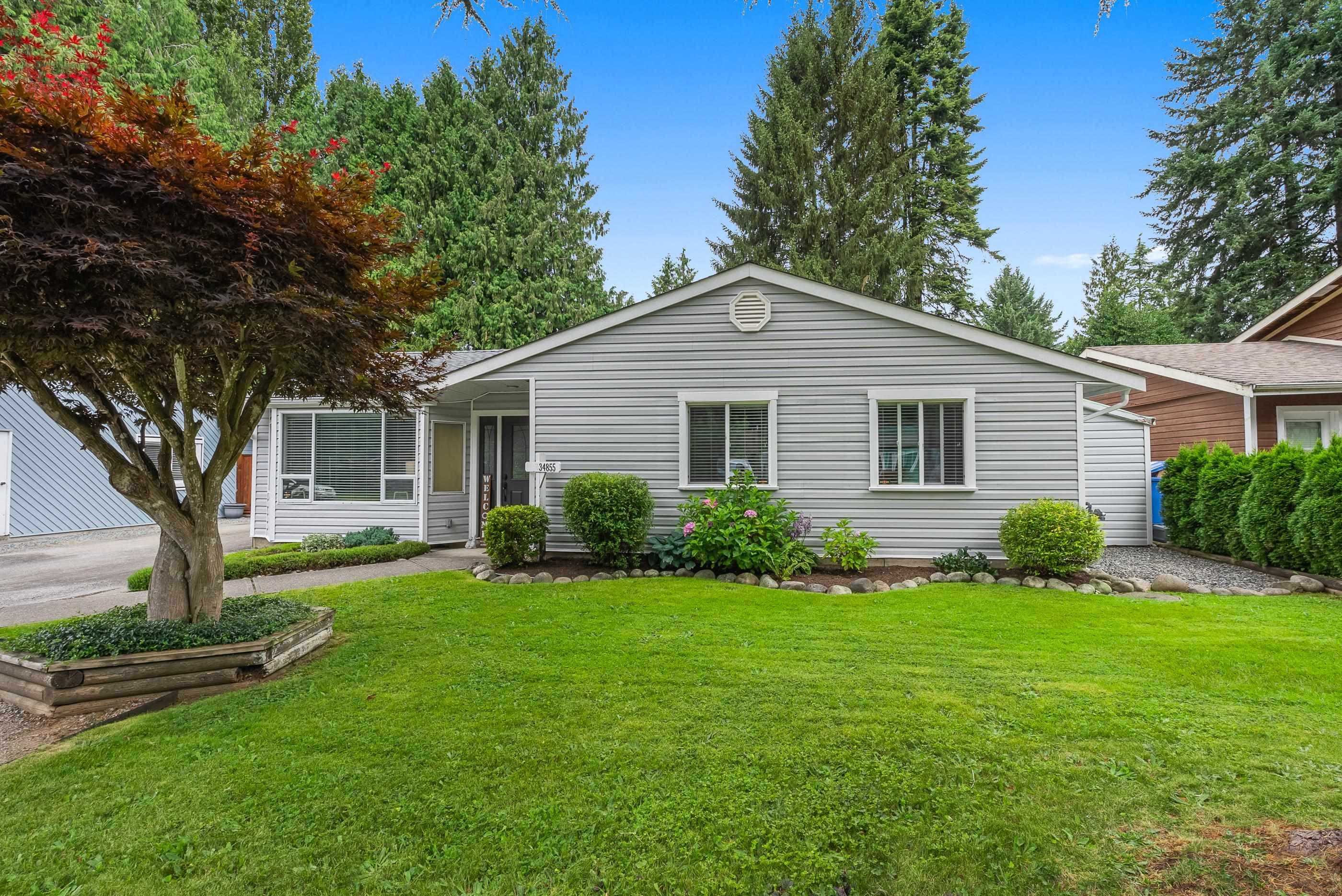34855 Laburnum Avenue, Abbotsford, V2S 5J3 — photo 1