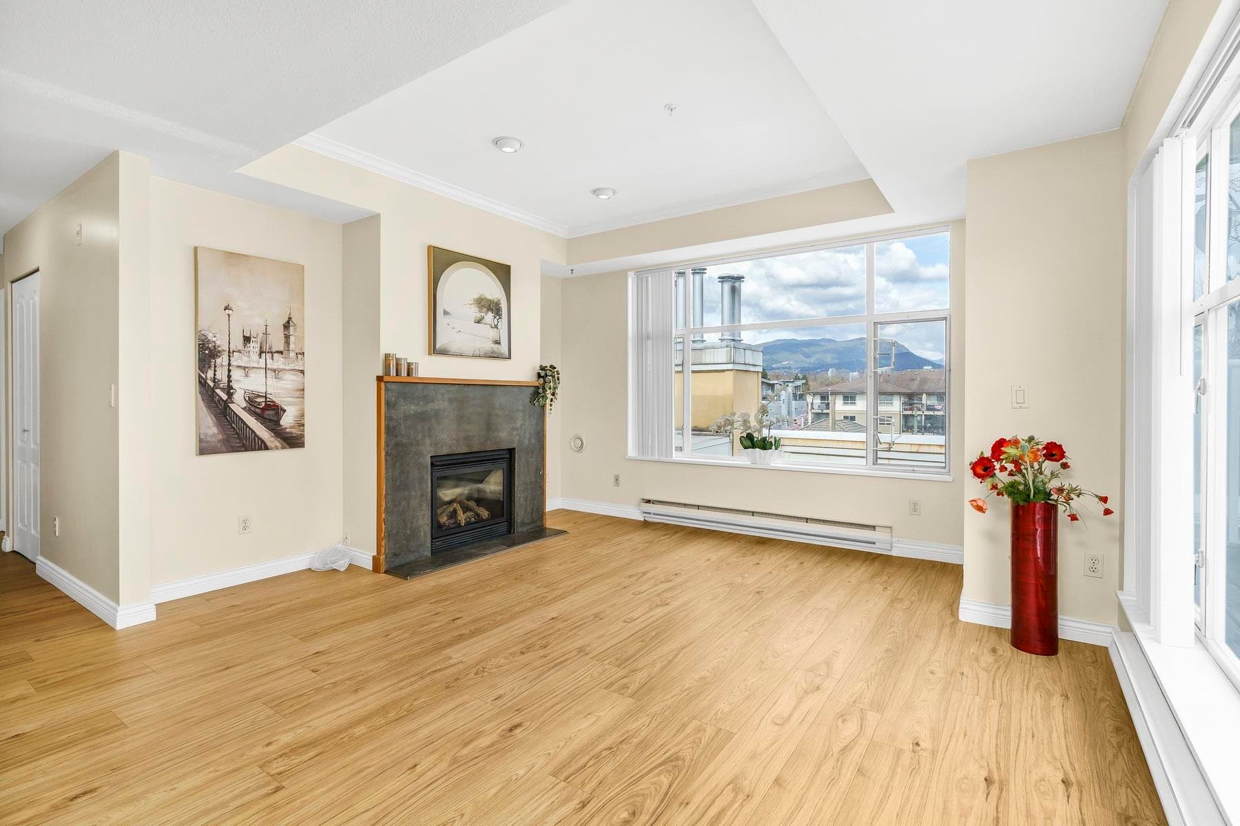 404 - 2340 Hawthorne Avenue, Port Coquitlam, V3C 1W9 — photo 5