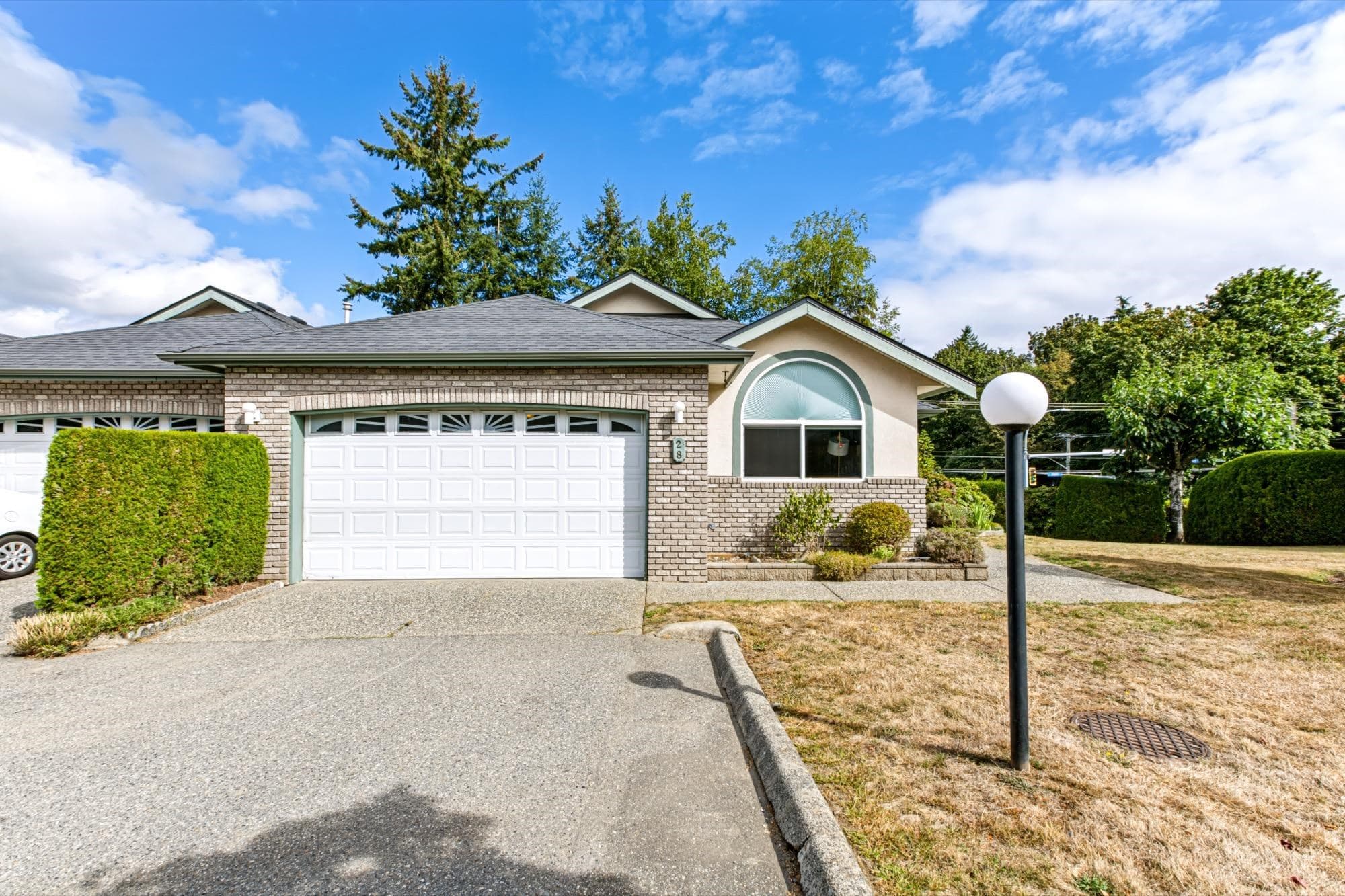 28 - 32777 Chilcotin Drive, Abbotsford, V2T 5W4 — photo 1