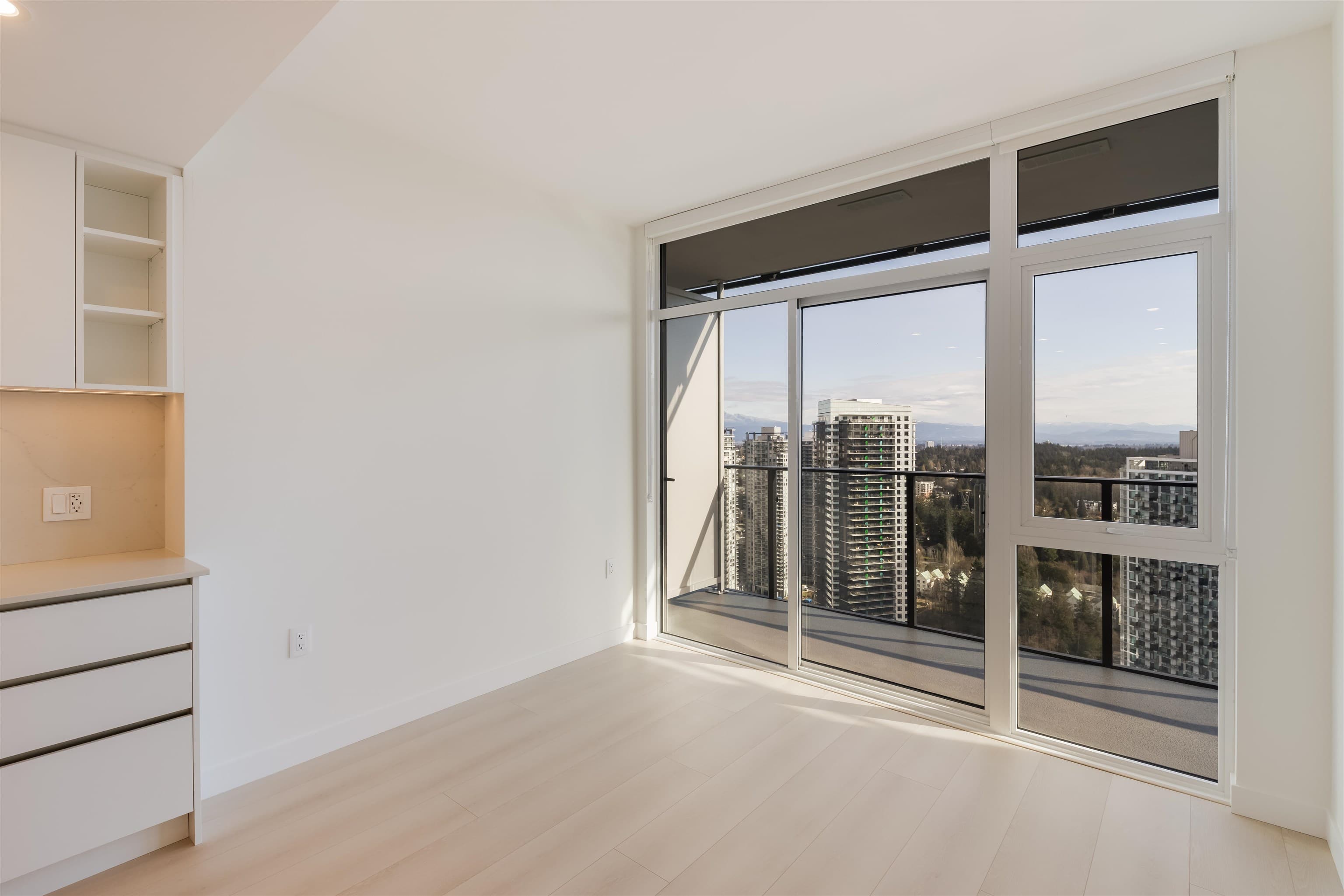 3311 - 13573 98a Avenue Avenue, Surrey, V3T 0X1 — photo 2