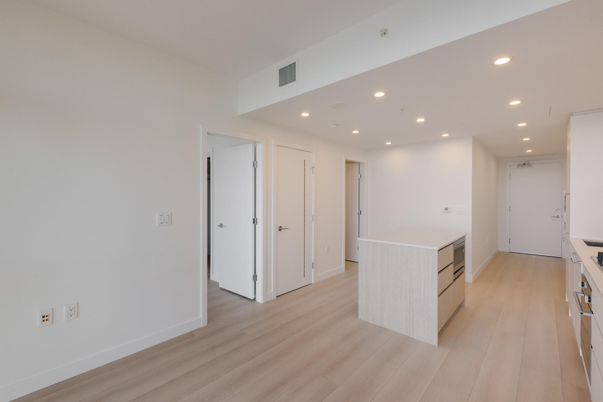 3311 - 13573 98a Avenue Avenue, Surrey, V3T 0X1 — photo 5