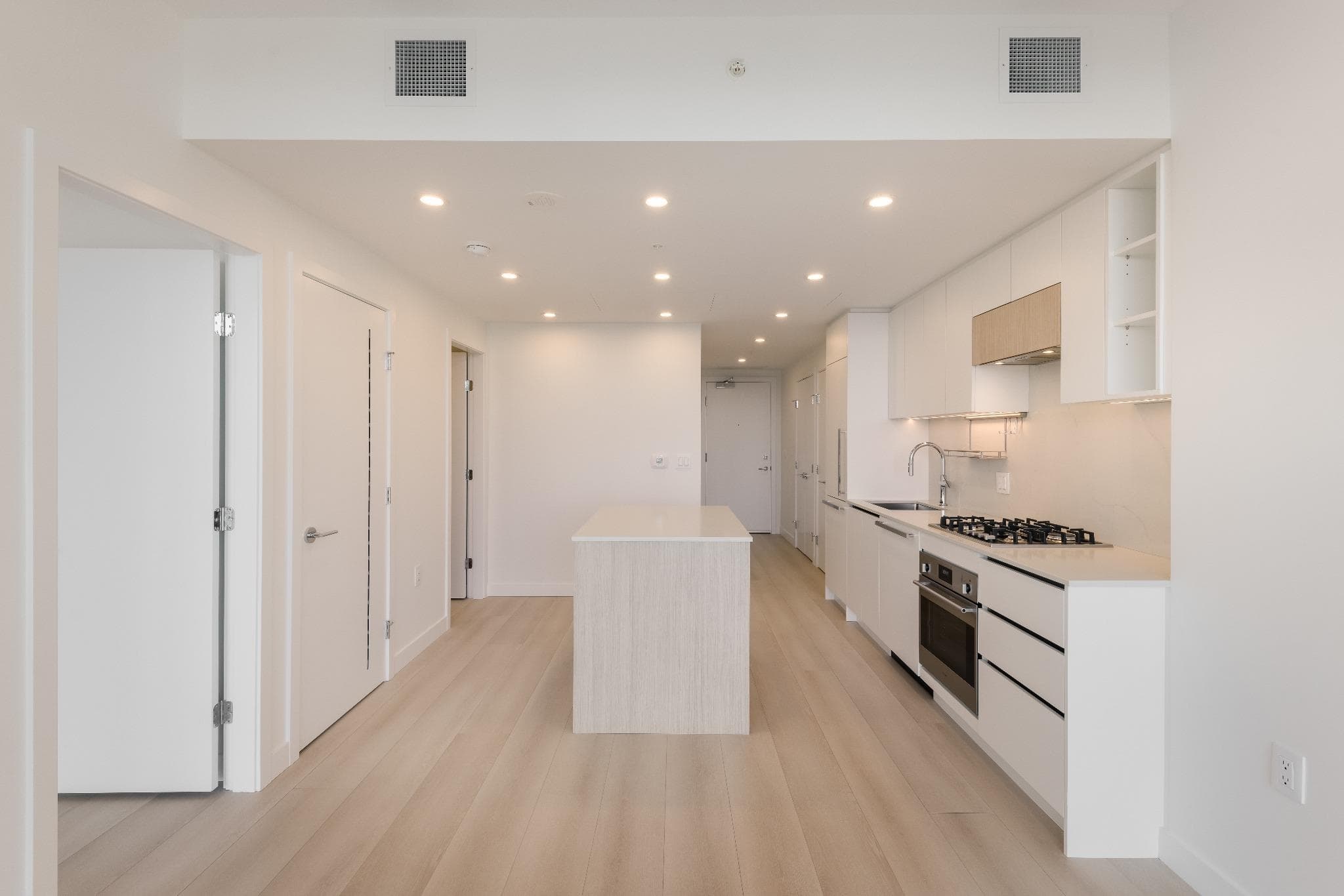3311 - 13573 98a Avenue Avenue, Surrey, V3T 0X1 — photo 4