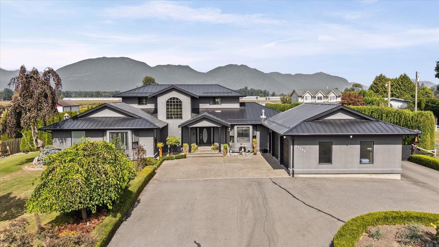 41385 South Sumas Road, Sardis - Greendale, V2R 4K5 — photo 1