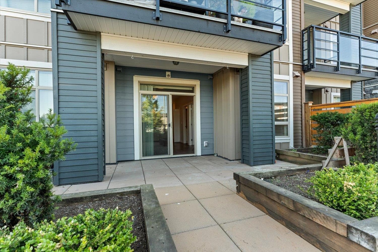 203 - 45562 Airport Road, Chilliwack, V2P 0J8 — photo 3
