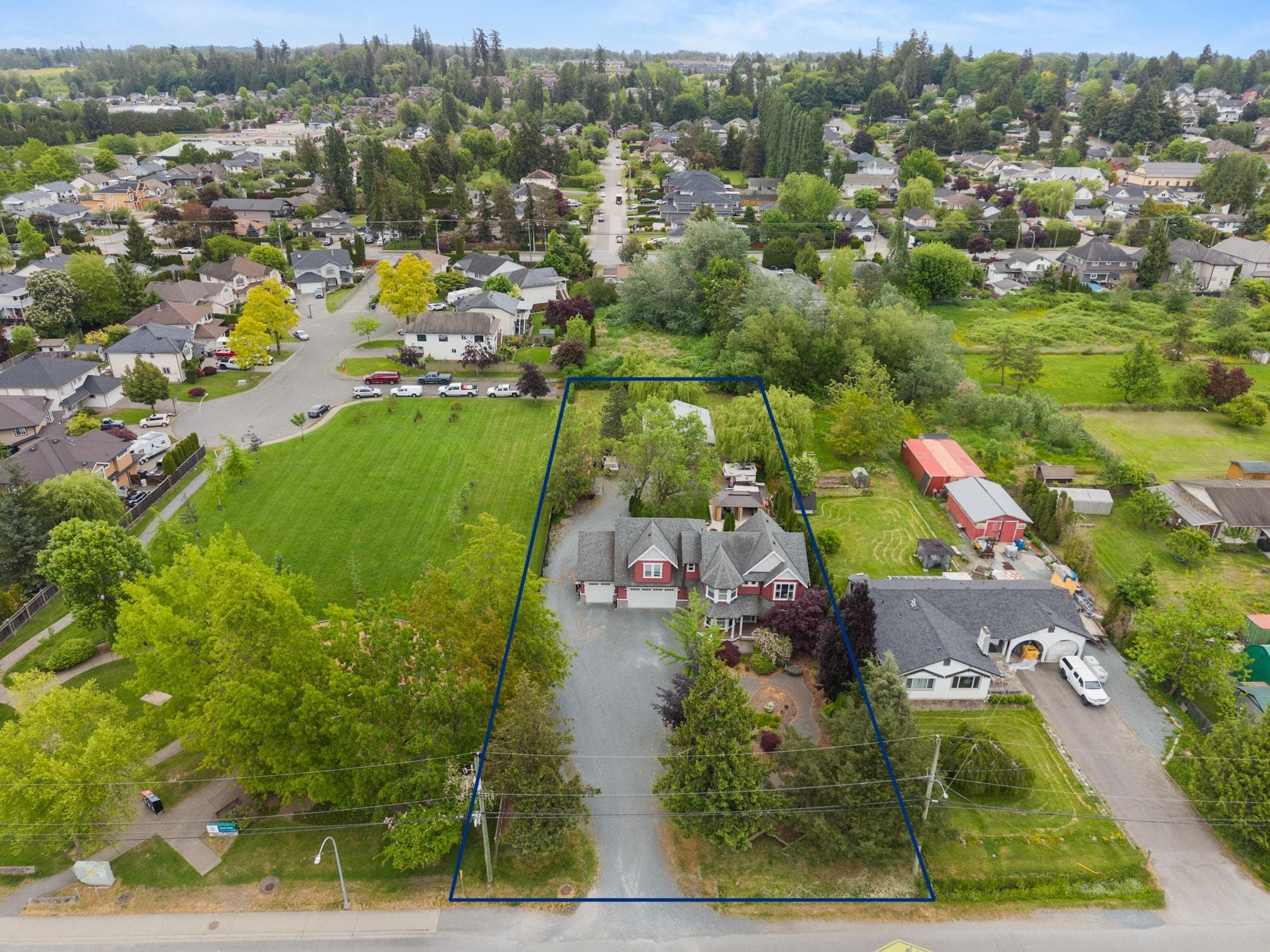 4922 215 Street, Langley, V3A 2L9 — photo 1