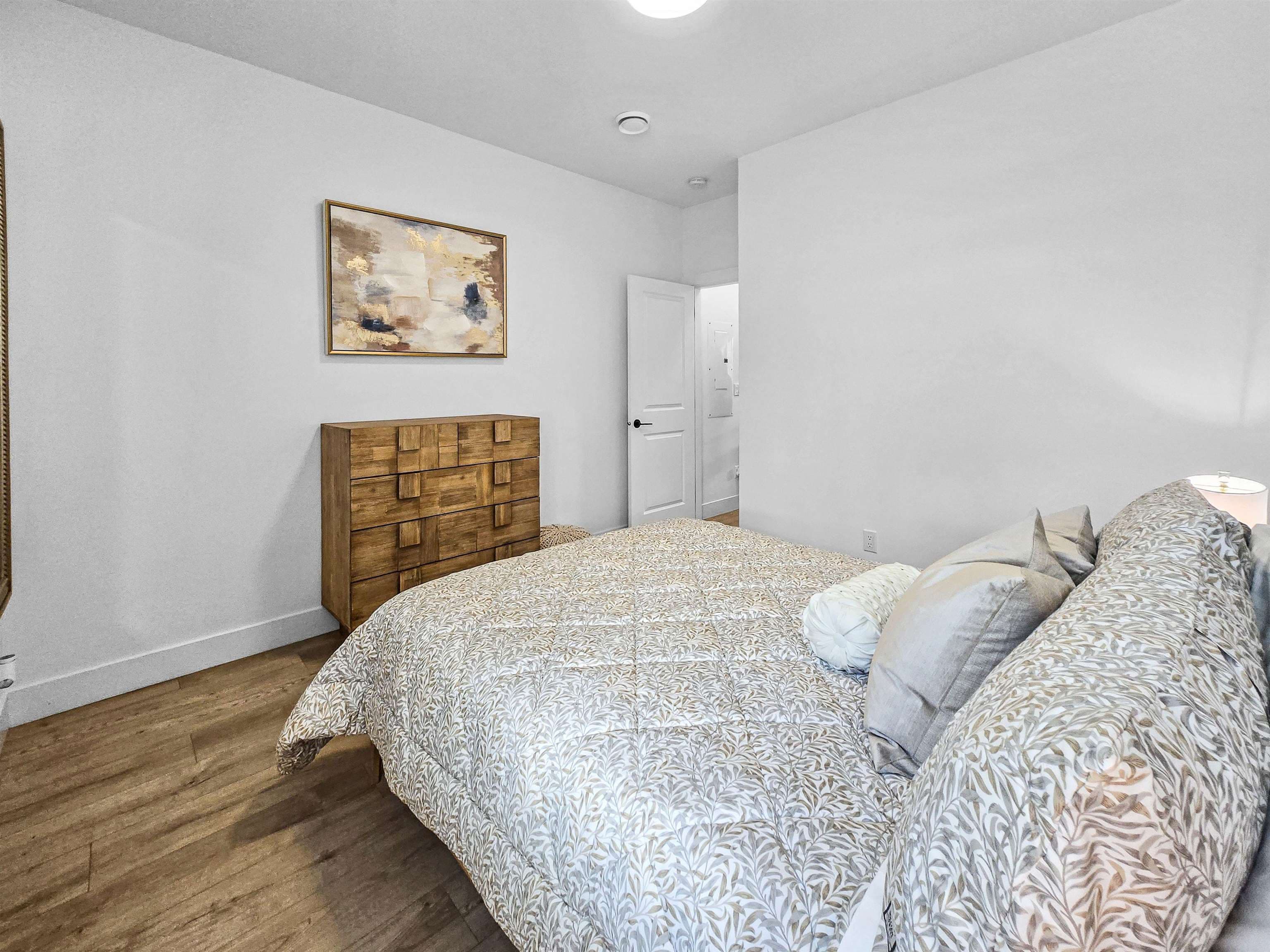 65xx Kitchener Street, Burnaby, V5B 2J7 — photo 3
