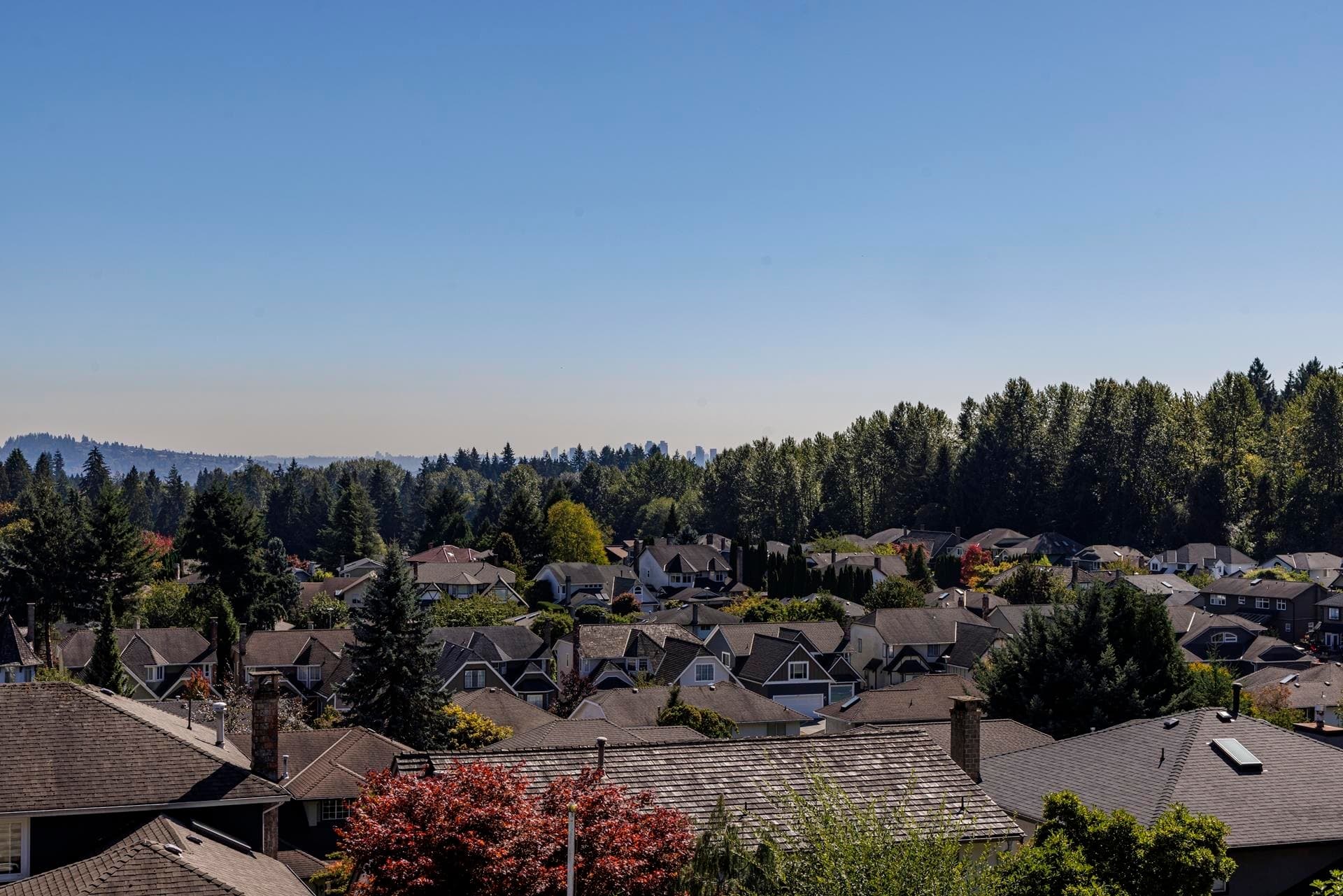 557 Tempe Crescent, North Vancouver, V7N 1E7 — photo 3