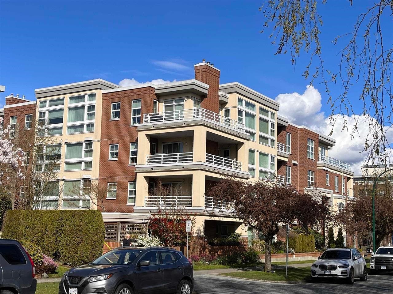 214 - 2105 W 42nd Avenue, Vancouver, V6M 2B7 — photo 1