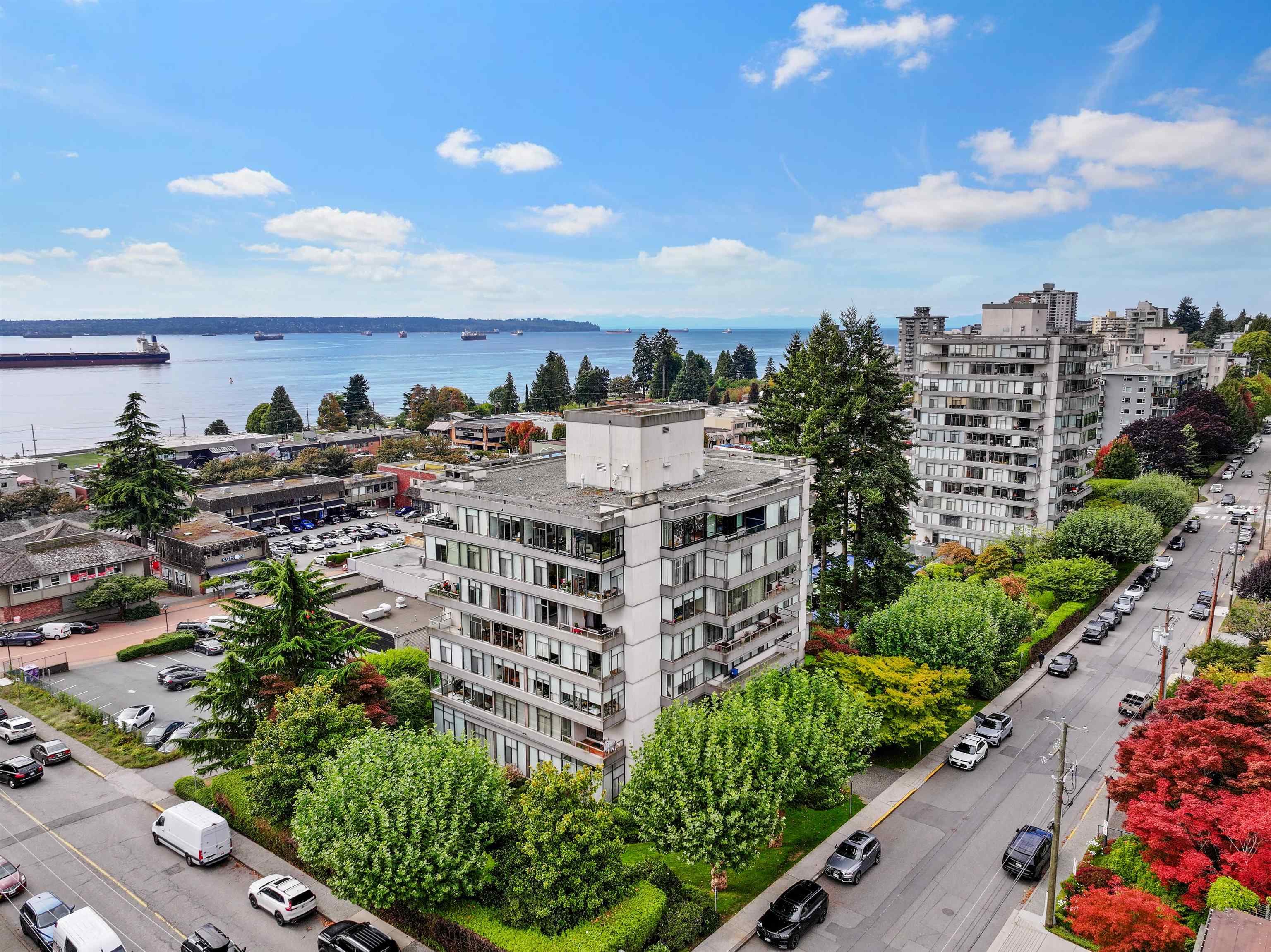 114 - 1420 Duchess Avenue, West Vancouver, V7T 1H8 — photo 1