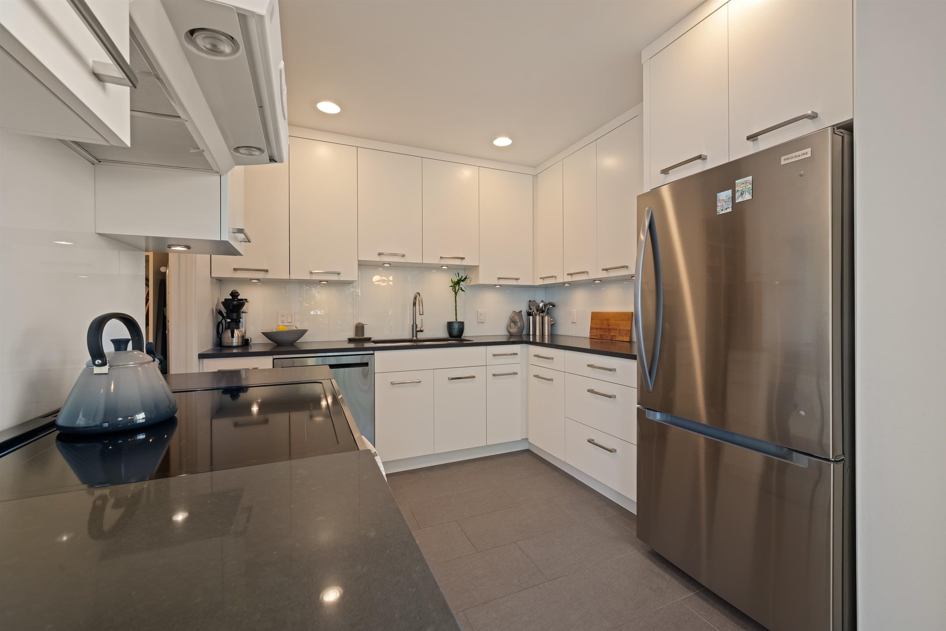 114 - 1420 Duchess Avenue, West Vancouver, V7T 1H8 — photo 5
