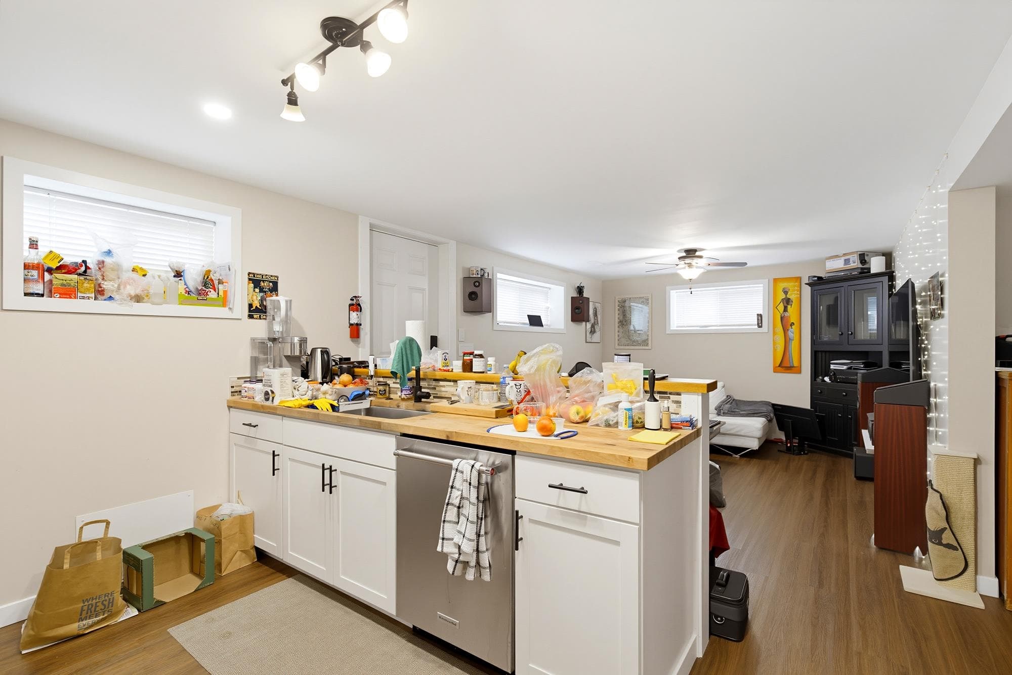 32110 Bueckert Avenue, Mission, V2V 1L4 — photo 2