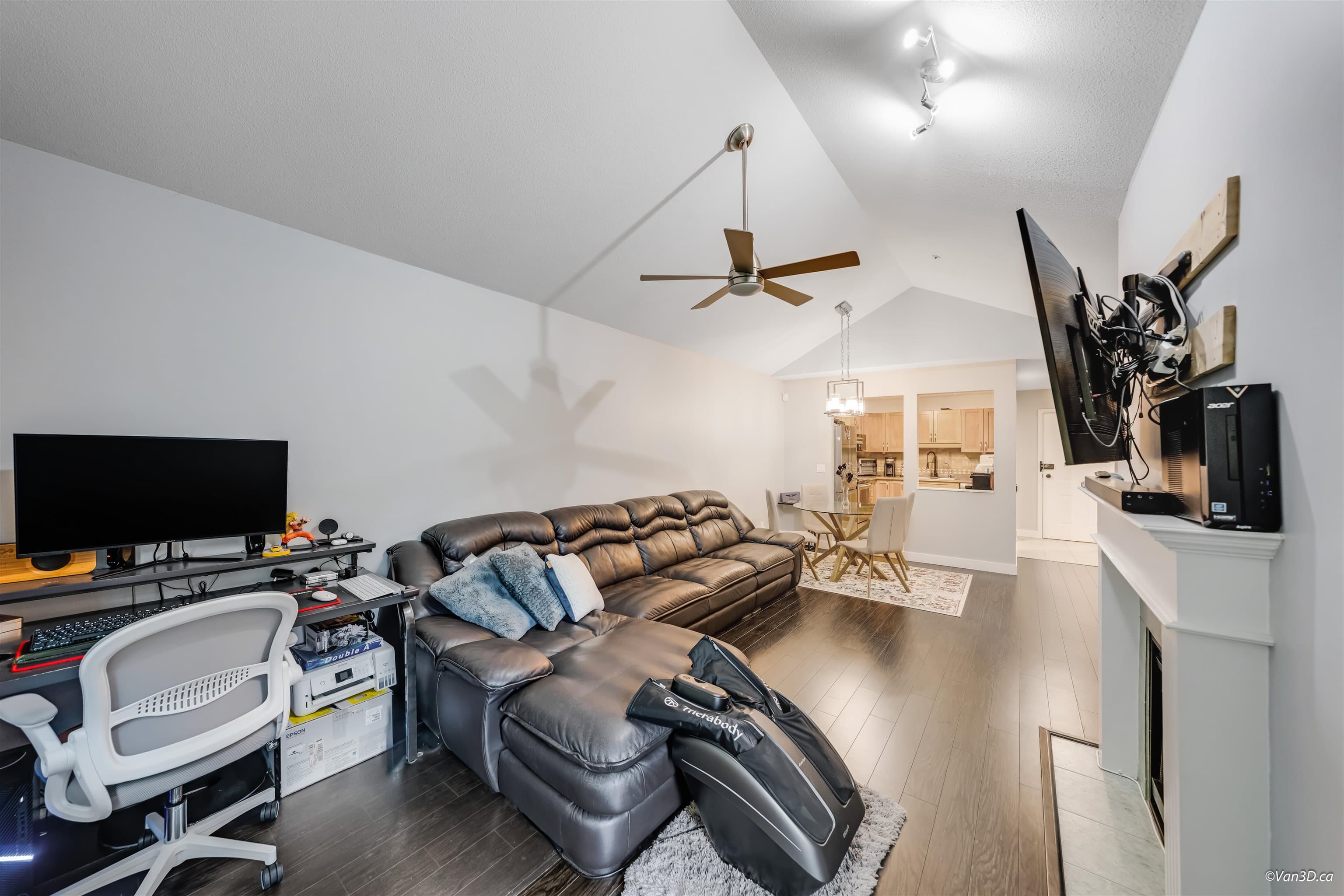 405 - 9688 148 Street, Surrey, V3R 0W2 — photo 4