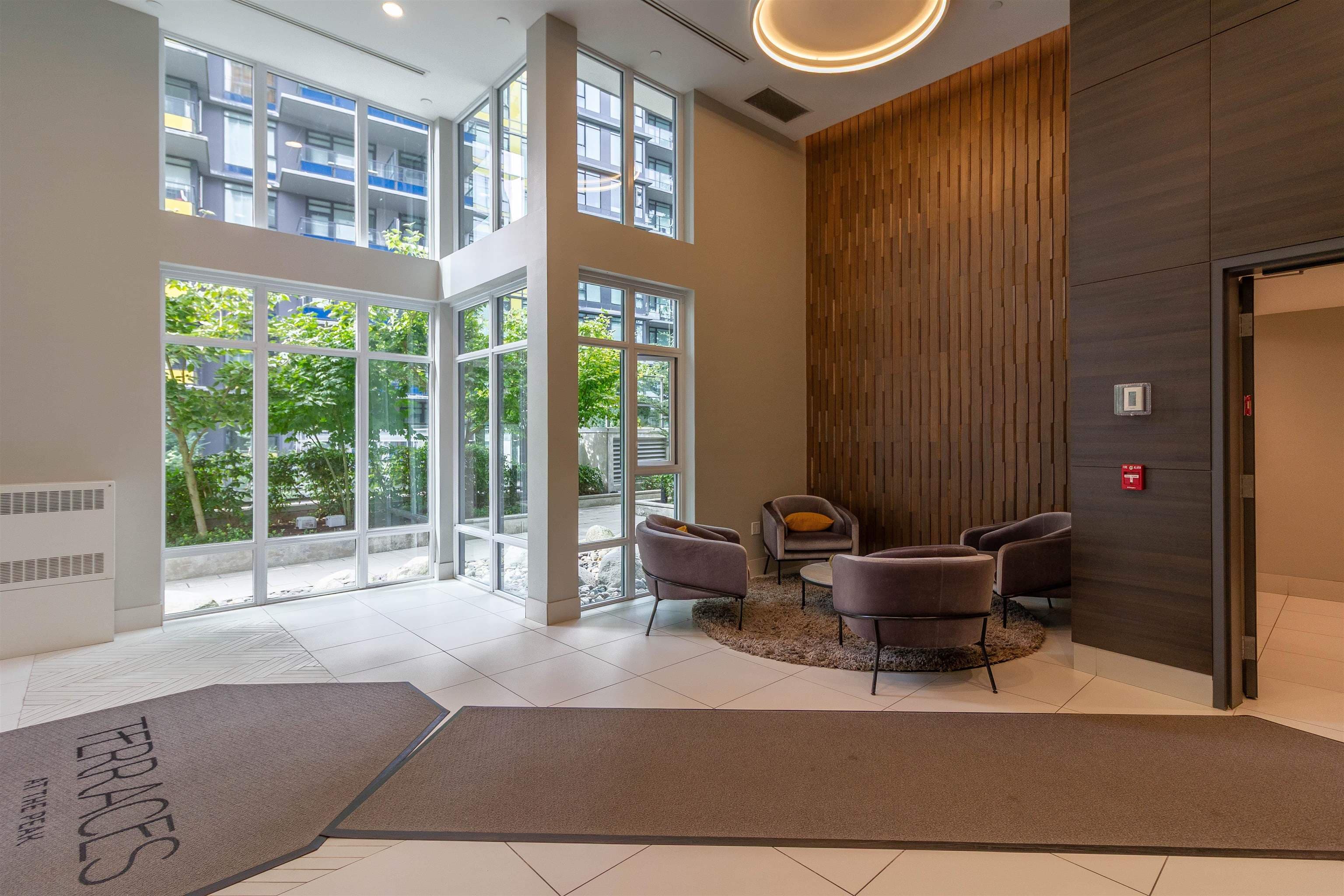 201 - 8940 University Crescent, Burnaby, V5A 0E7 — photo 3