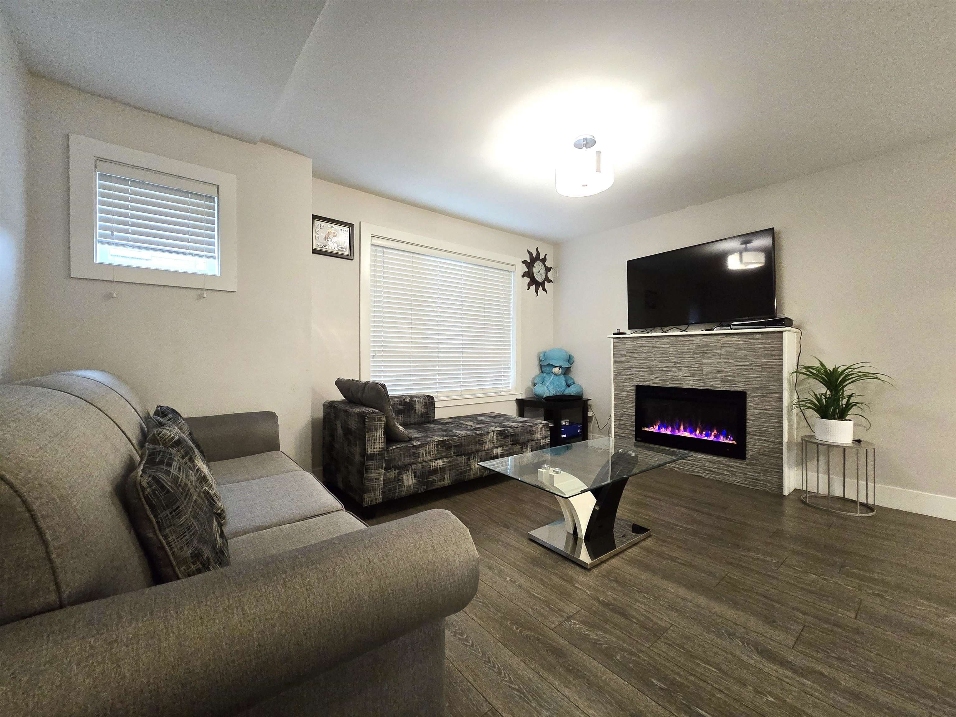 11 - 32138 George Ferguson Way, Abbotsford, V2T 0G8 — photo 2