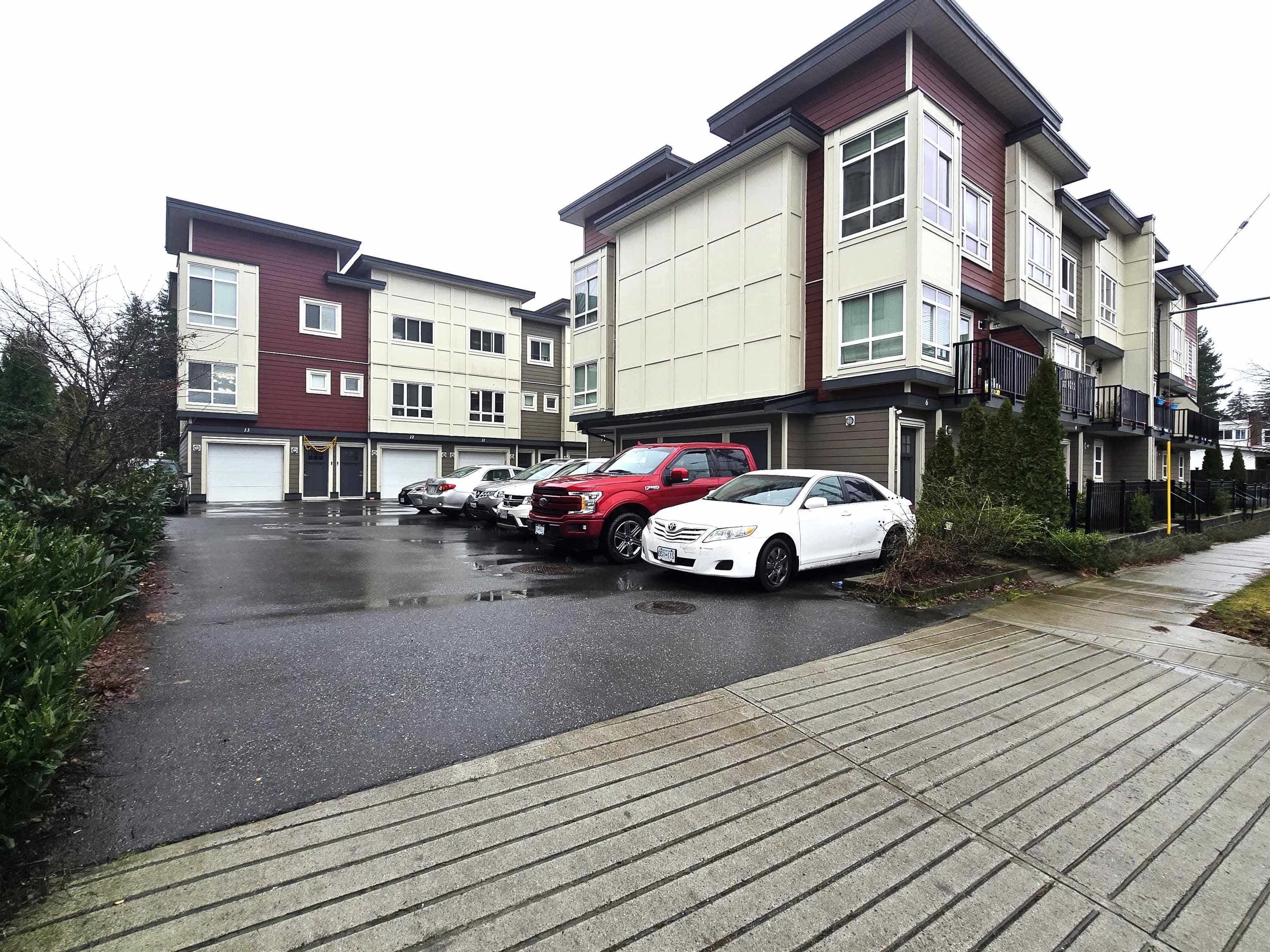 11 - 32138 George Ferguson Way, Abbotsford, V2T 0G8 — photo 1