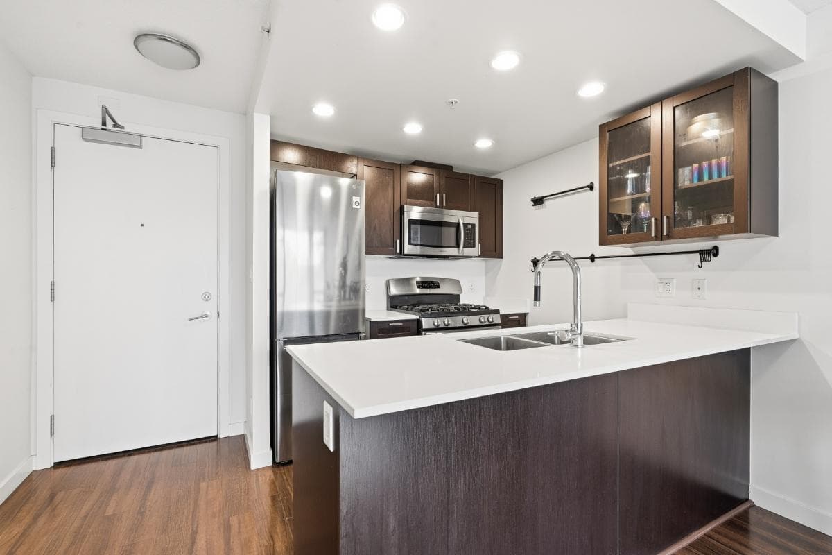 319 - 4818 Eldorado Mews, Vancouver, V5R 0B3 — photo 2