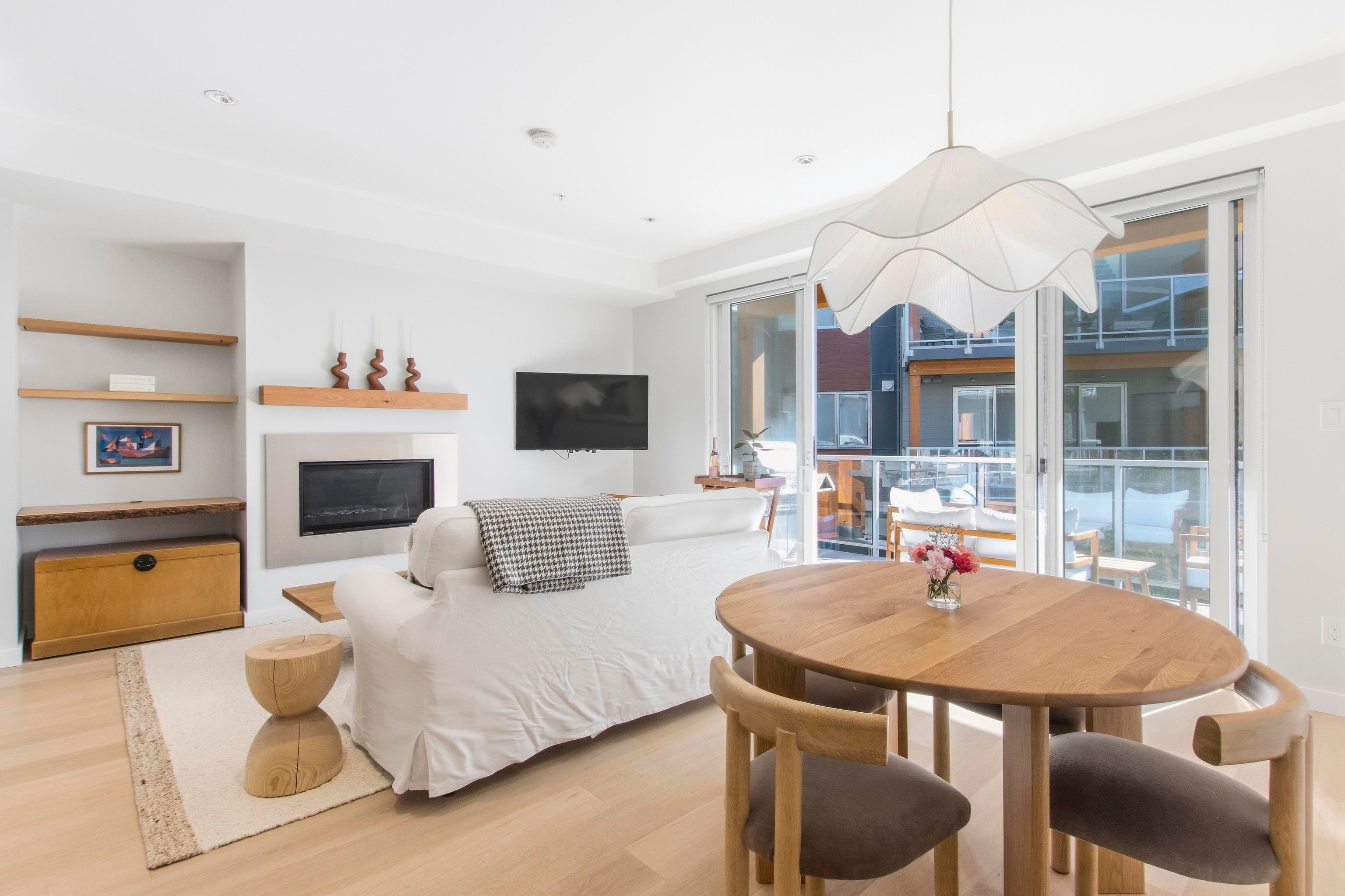 206 - 41328 Skyridge Place, Squamish, V8B 1A4 — photo 3