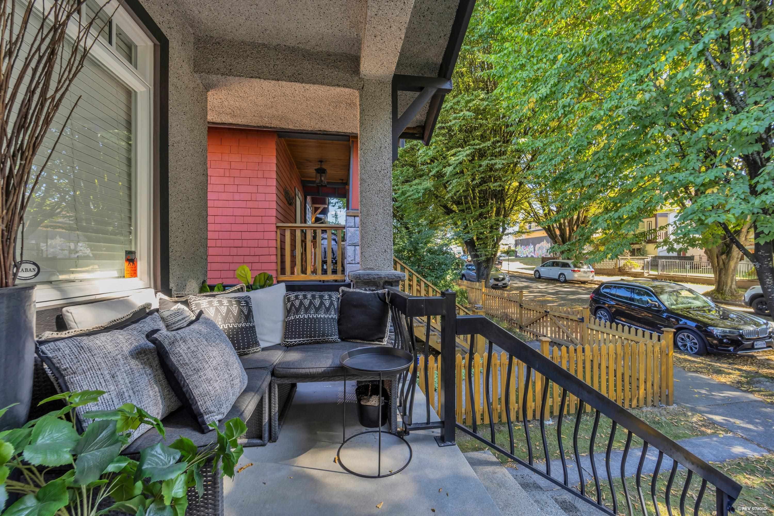 2317 Graveley Street, Vancouver, V5L 3C3 — photo 2