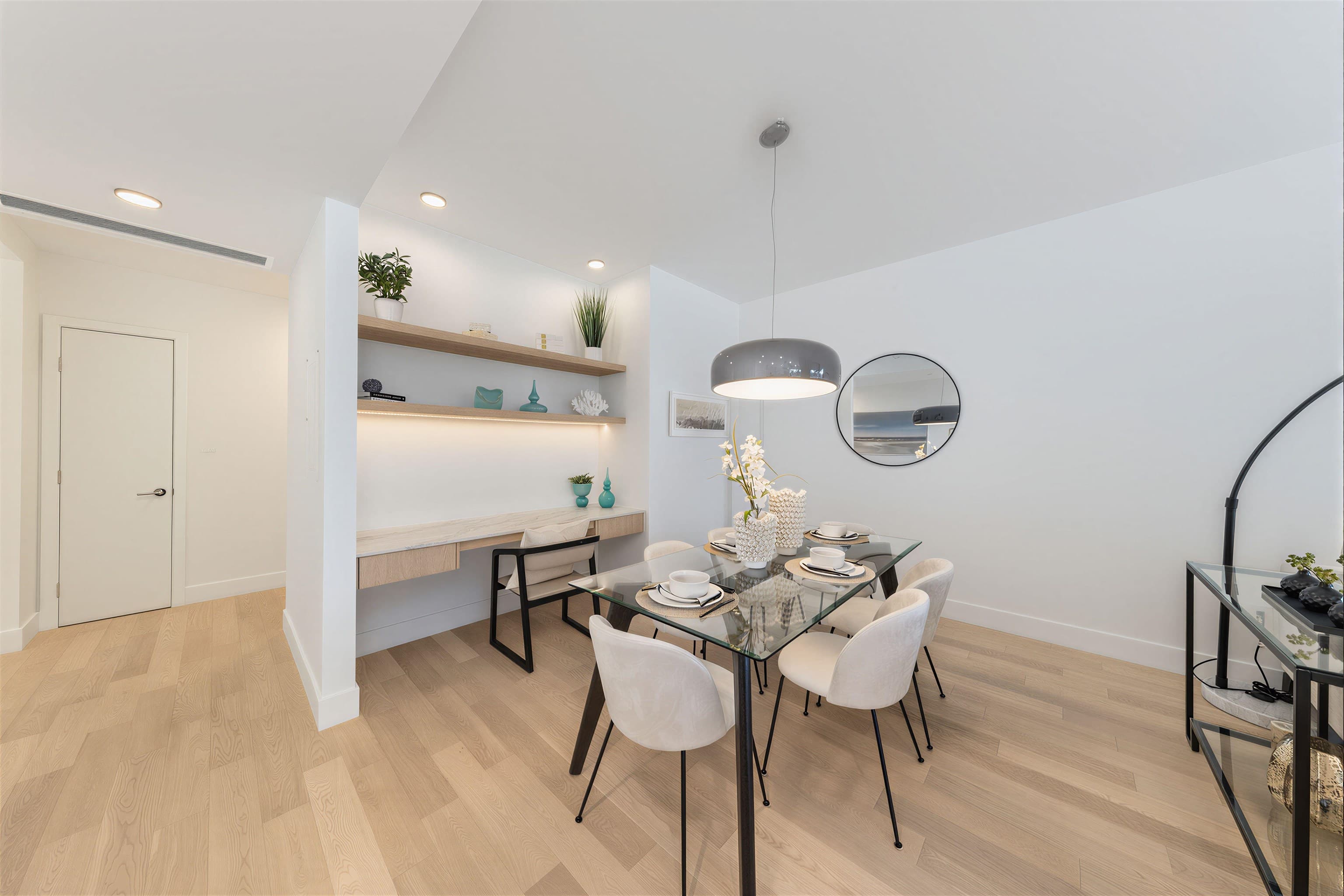 201 - 1475 Foster Street, Surrey, V4B 0C9 — photo 4