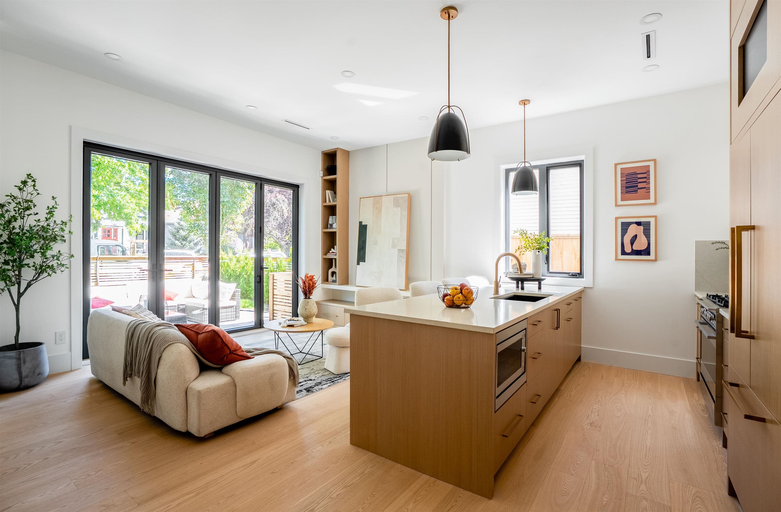 1 - 356 E 40th Avenue, Vancouver, V5W 1L9 — photo 5