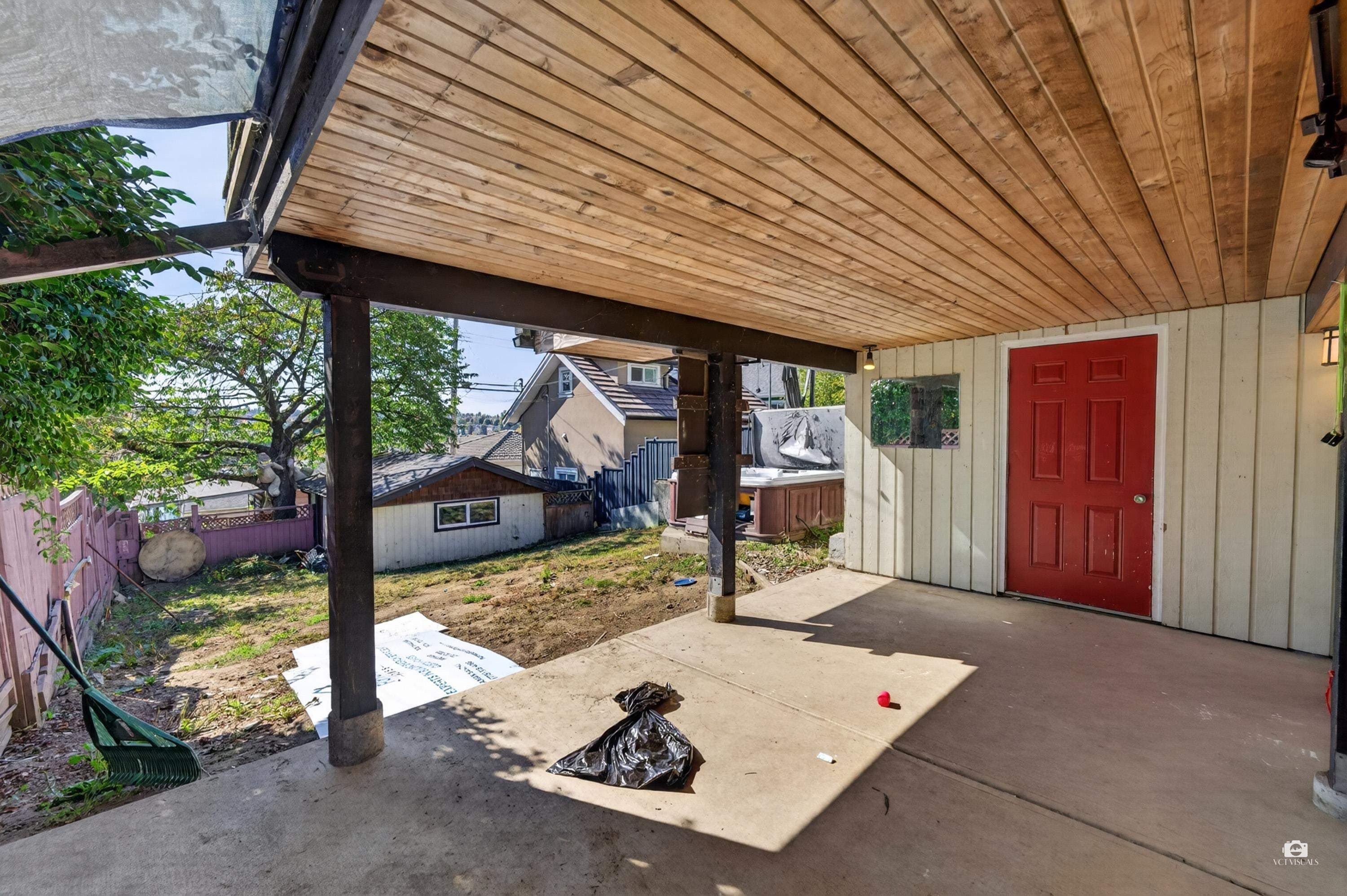 3184 E 8th Avenue, Vancouver, V5M 1X6 — photo 2
