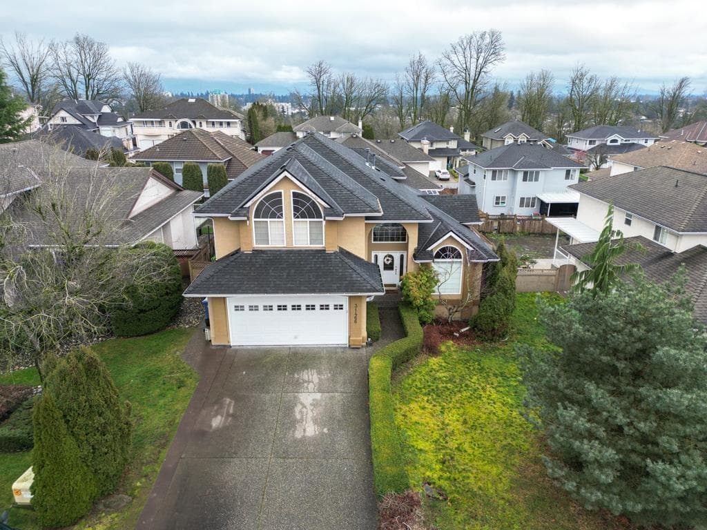 31466 Jean Court, Abbotsford, V2T 5N9 — photo 1