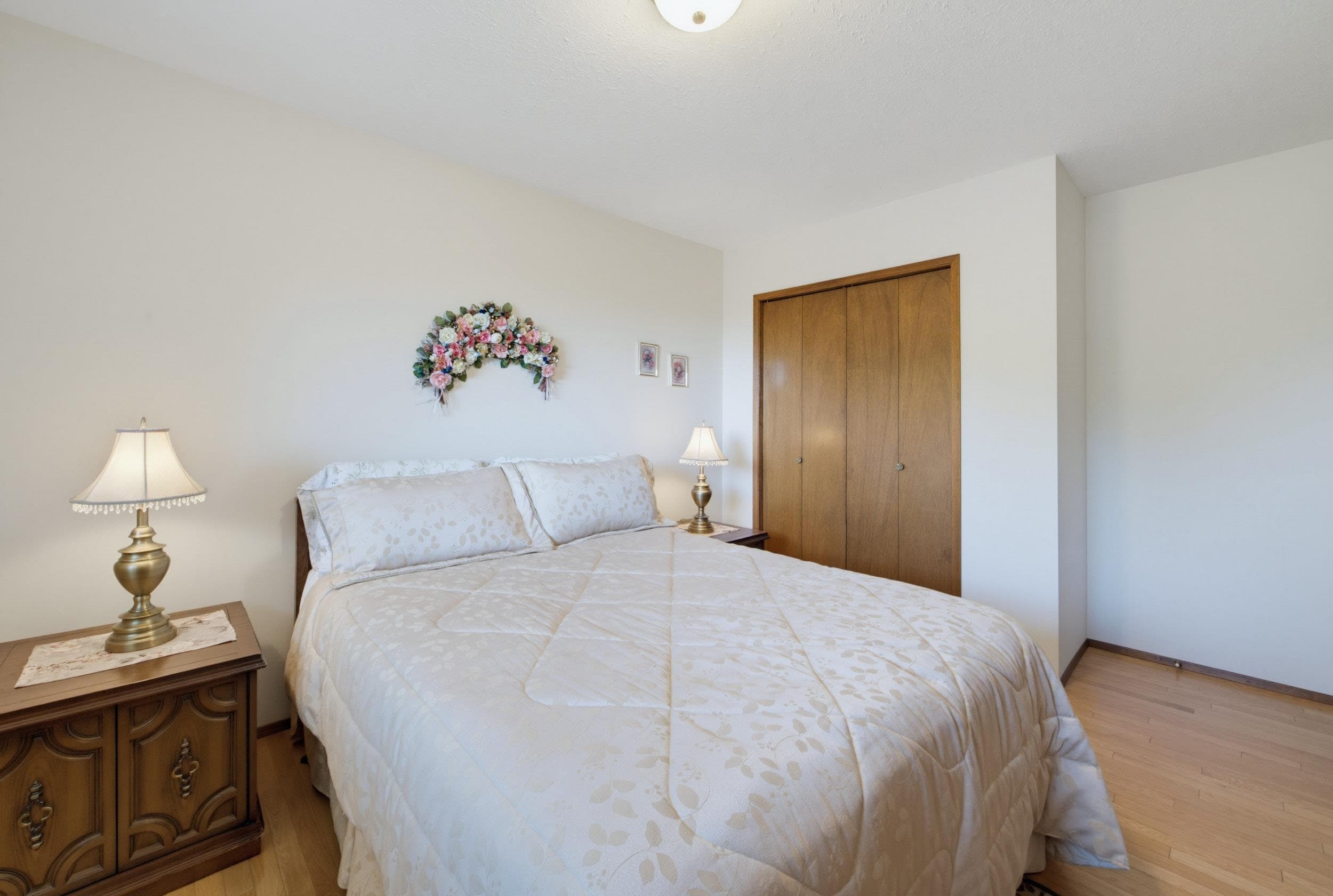 2053 Filuk Place, Abbotsford, V2S 5P2 — photo 5