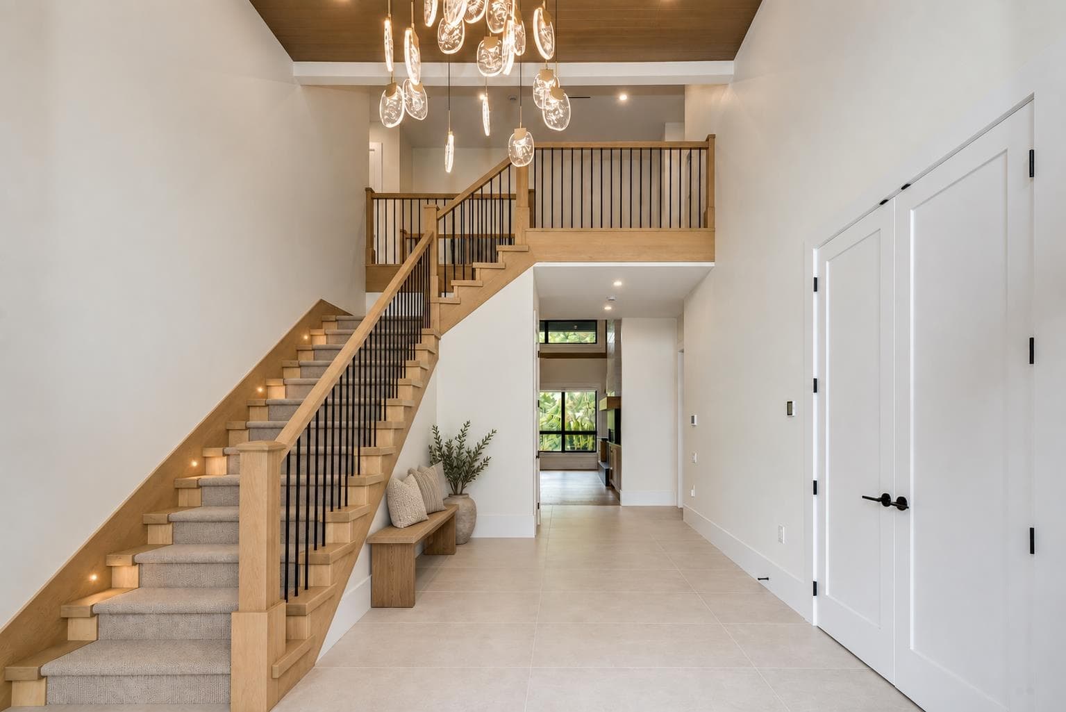 8431 Fairway Street, Richmond, V7C 1Y5 — photo 2