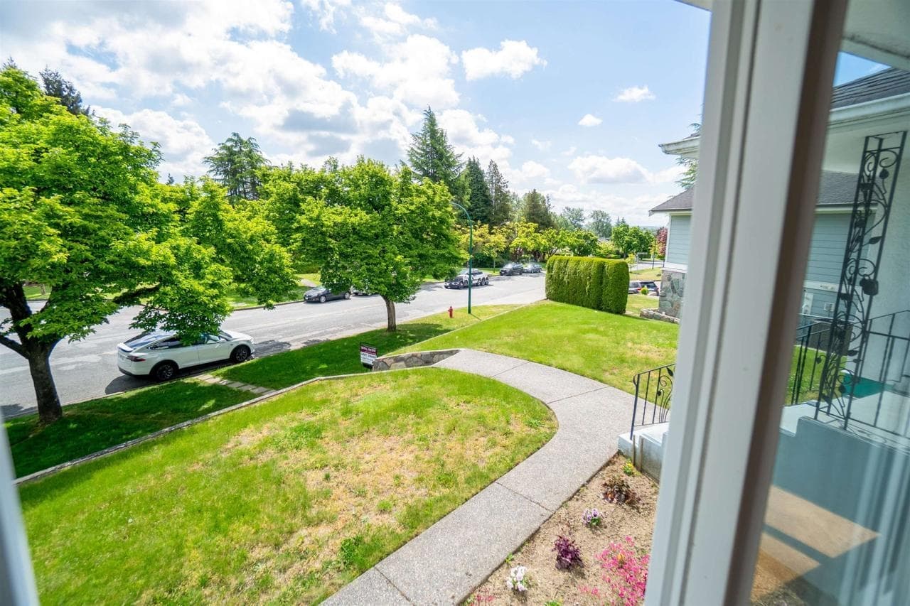 7895 Elliott Street, Vancouver, V5S 2P1 — photo 3