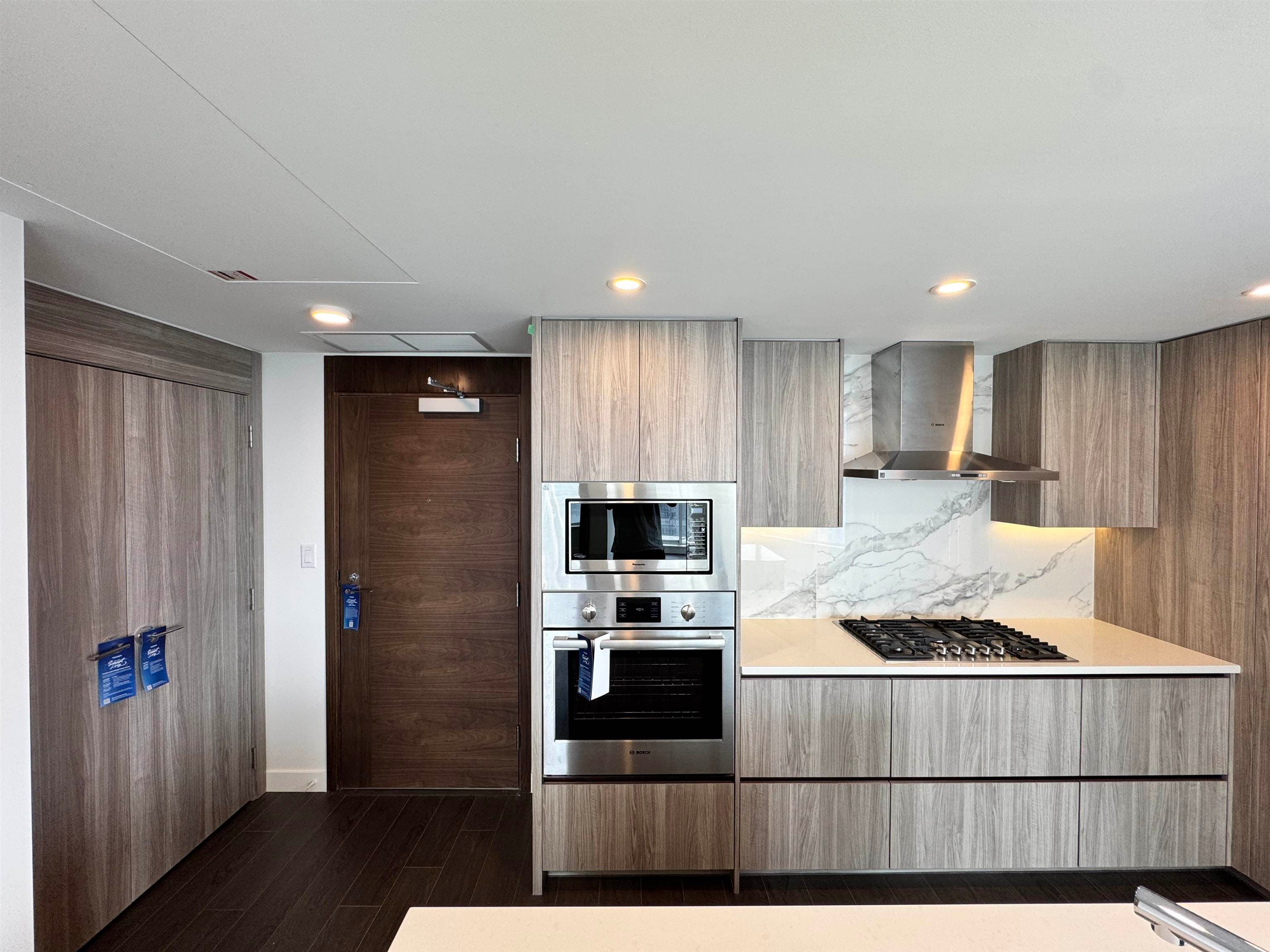 2708 - 13768 100 Avenue, Surrey