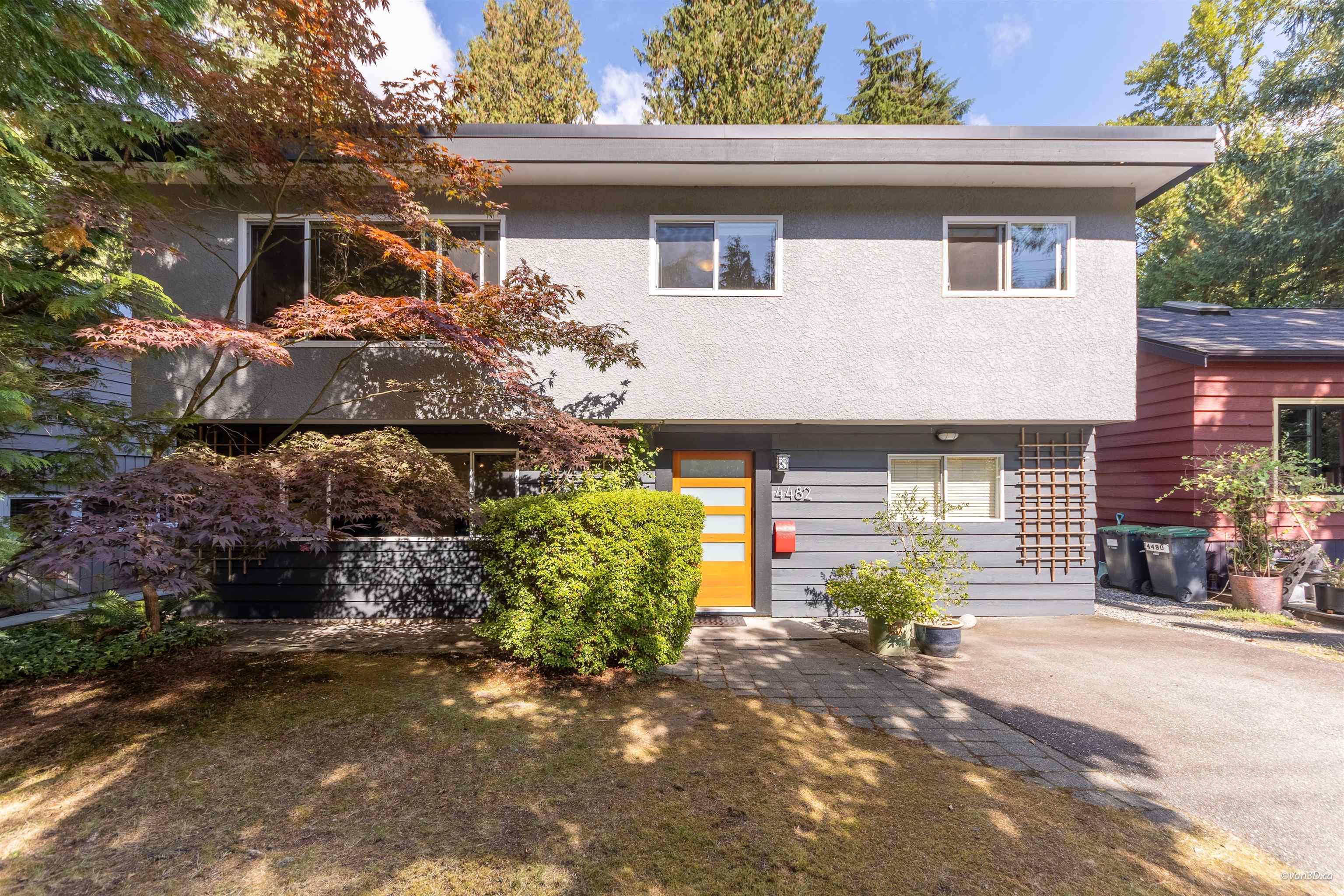 4482 Cove Cliff Road, North Vancouver, V7G 1H6 — photo 1