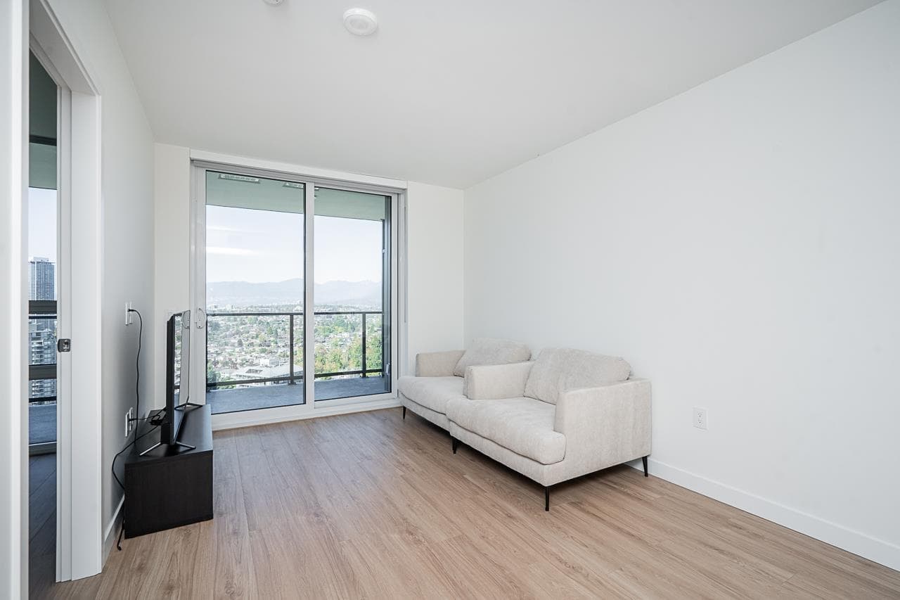 3807 - 2135 Springer Avenue, Burnaby, V5B 0C1 — photo 5