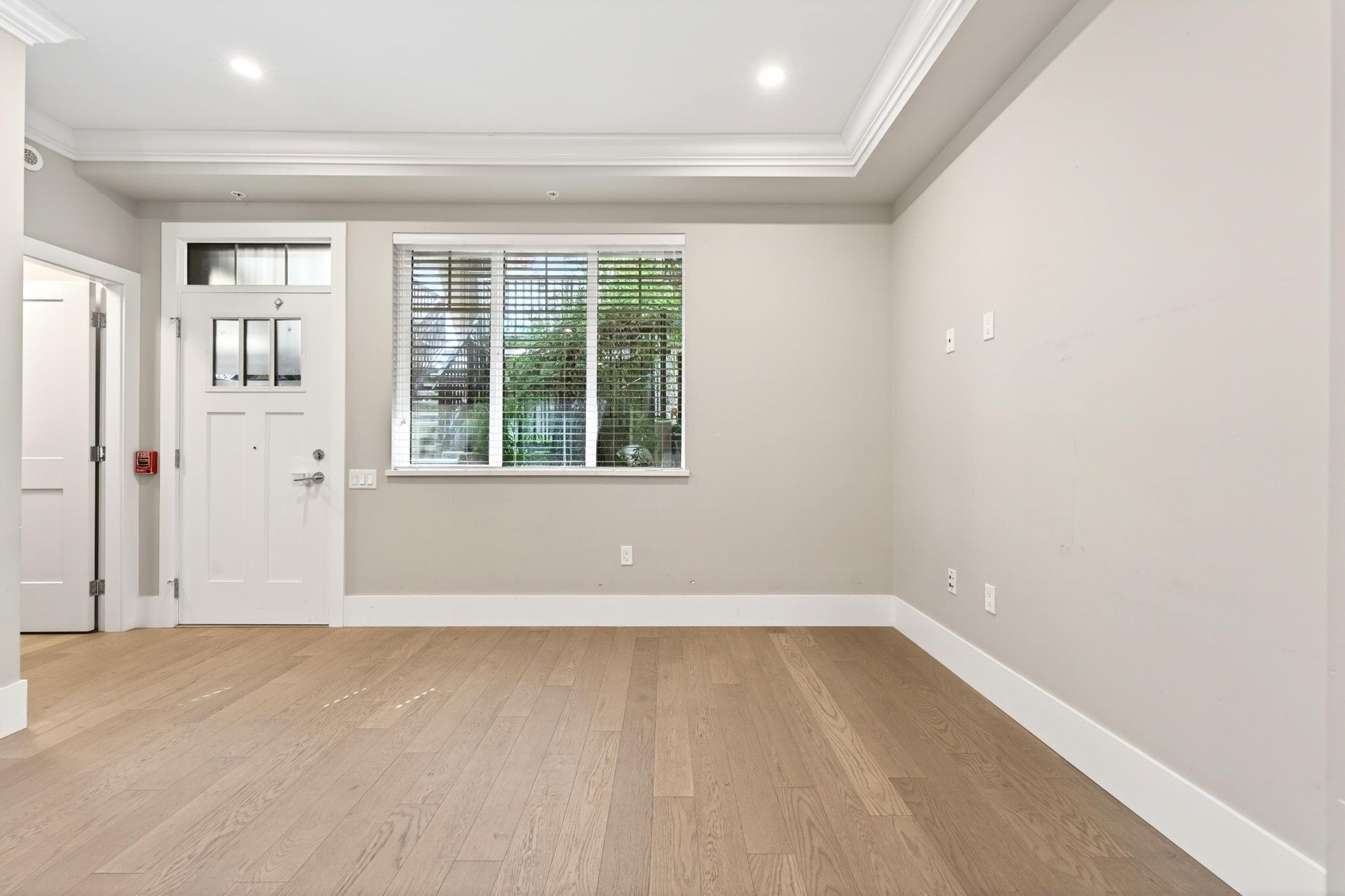 7523 Yukon Street, Vancouver, V5X 2Y4 — photo 2