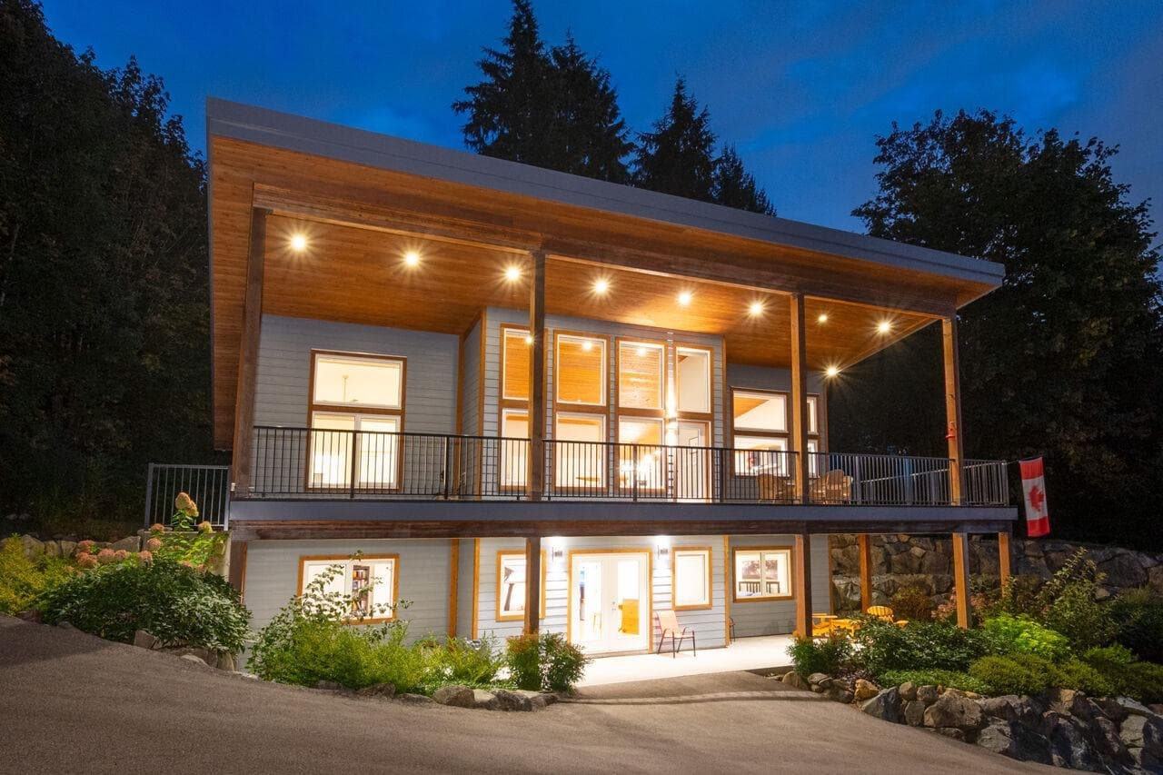 3642 Bedwell Bay Road, Belcarra, V3H 4R5 — photo 2