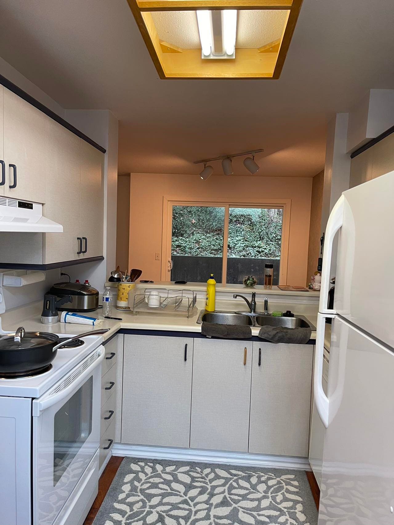 2736 Atlin Place, Coquitlam