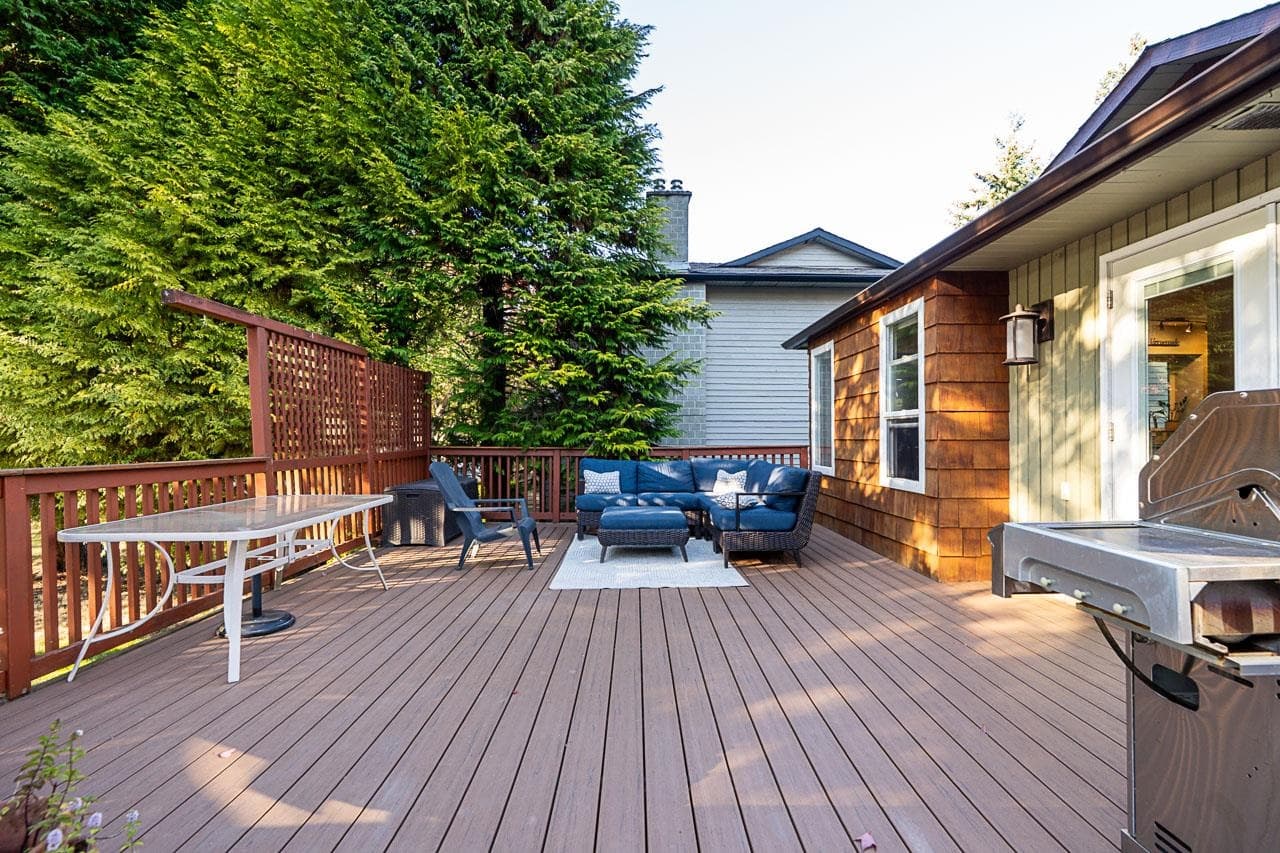 6126 131a Street, Surrey, V3X 1P8 — photo 2