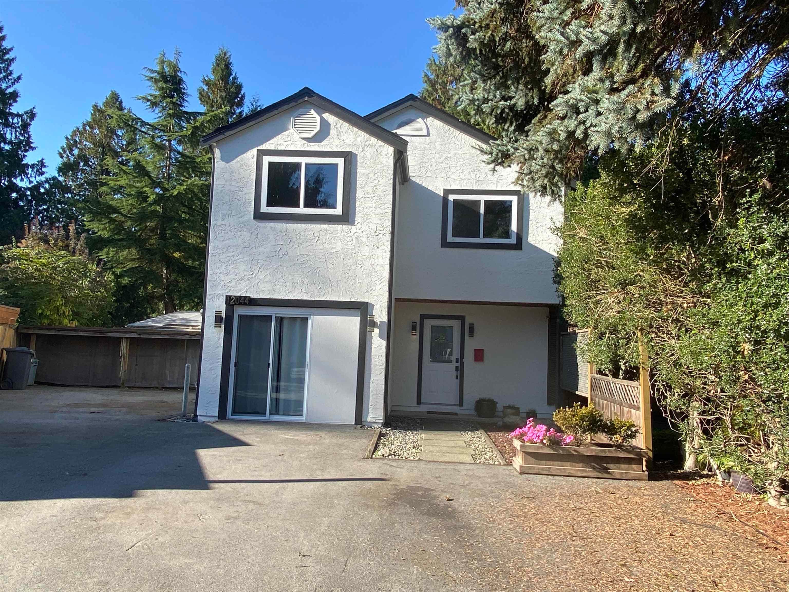12044 Mcintyre Court, Maple Ridge, V2X 8M8 — photo 1