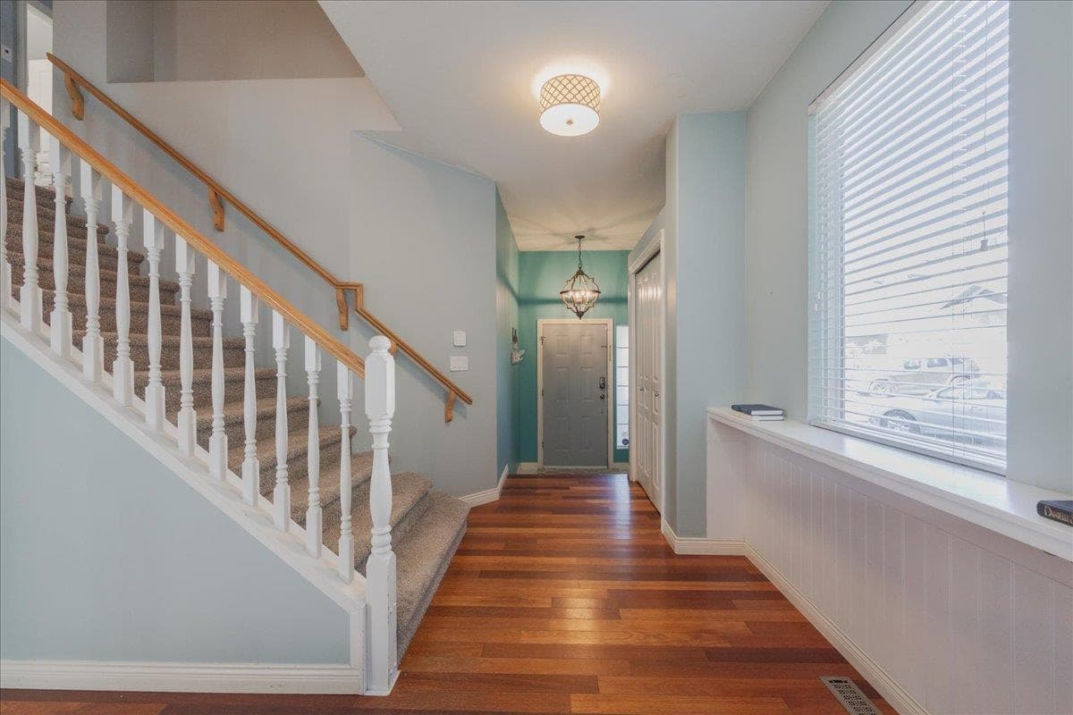 24330 100b Avenue, Maple Ridge, V2W 1X3 — photo 4