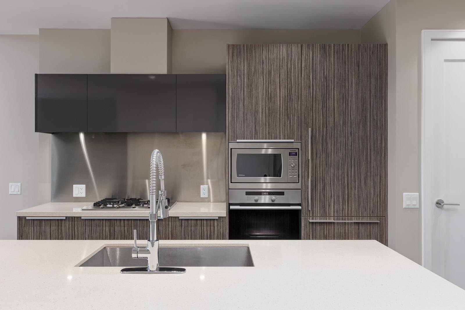 209 - 1616 Columbia Street, Vancouver, V5Y 0B7 — photo 3