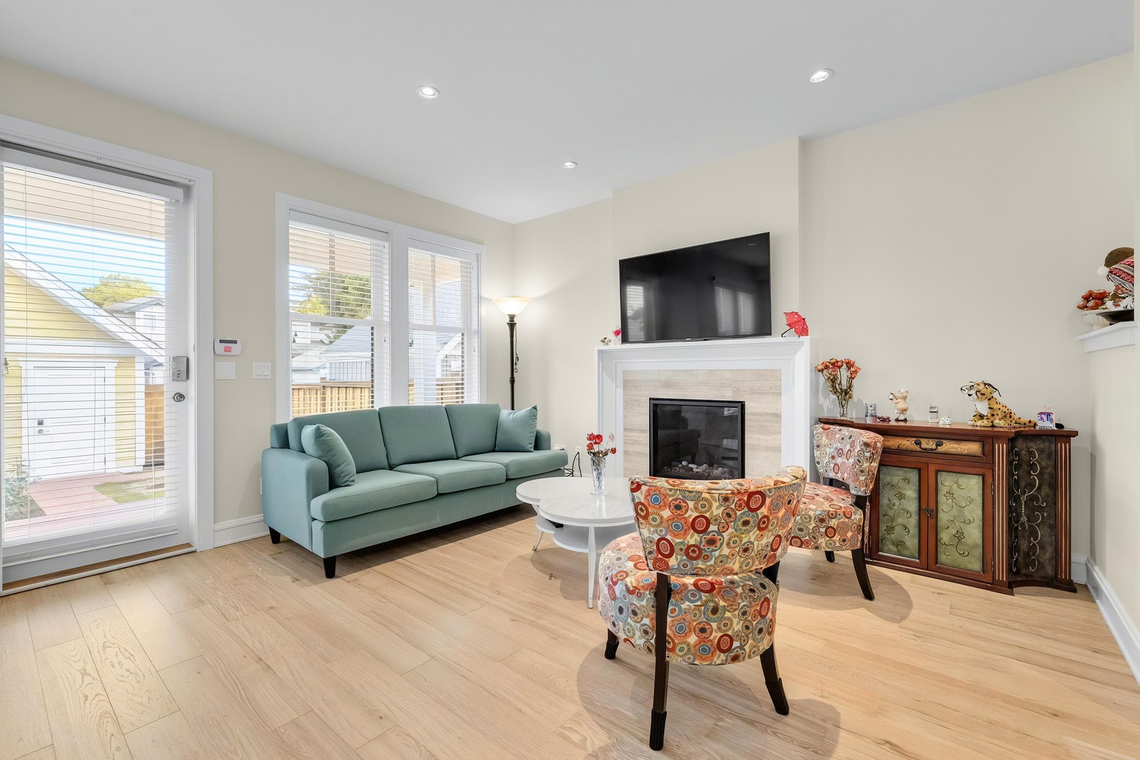 12955 15a Avenue, Surrey, V4A 0B7 — photo 2