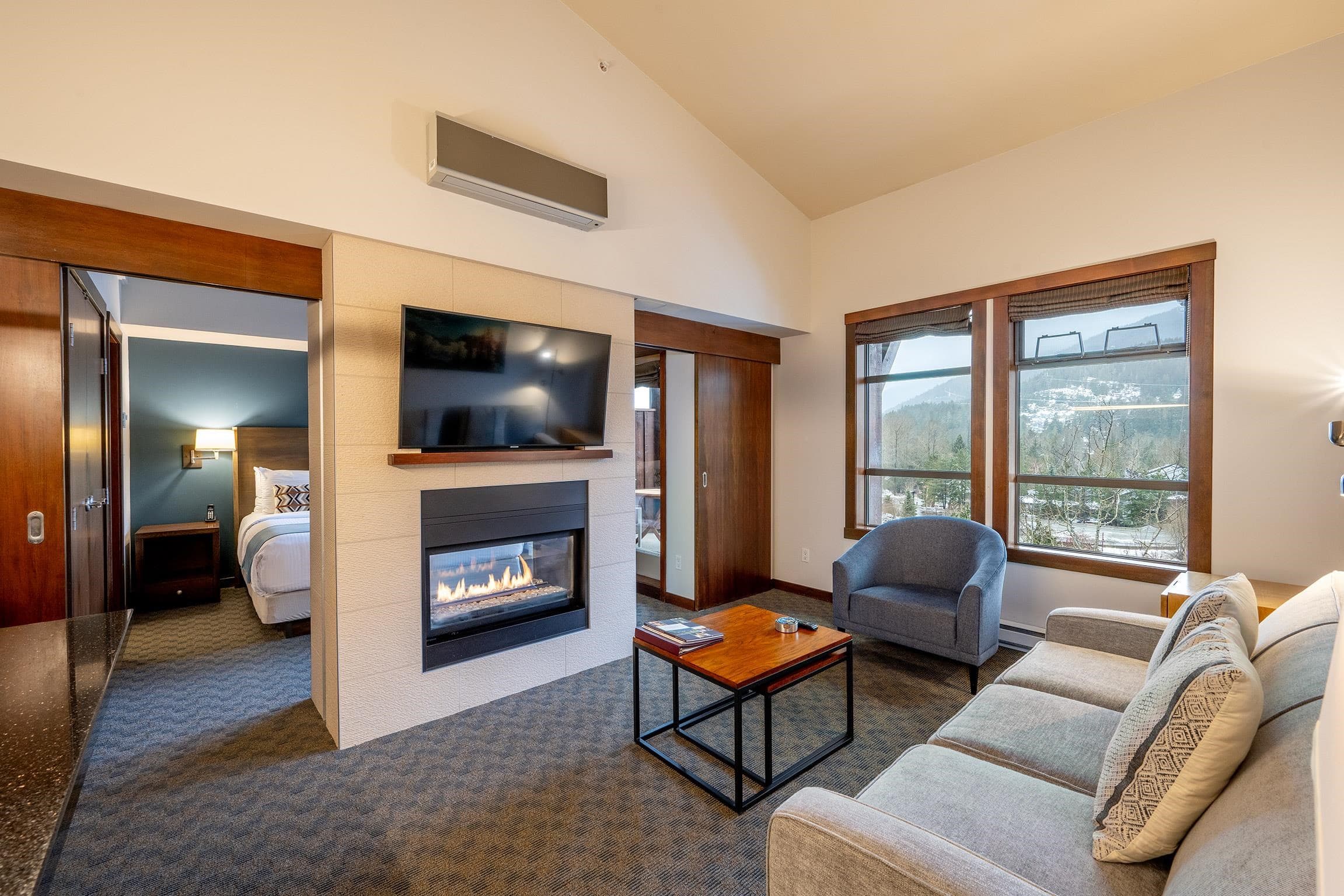 414A - 2020 London Lane, Whistler, V8E 0B6 — photo 1