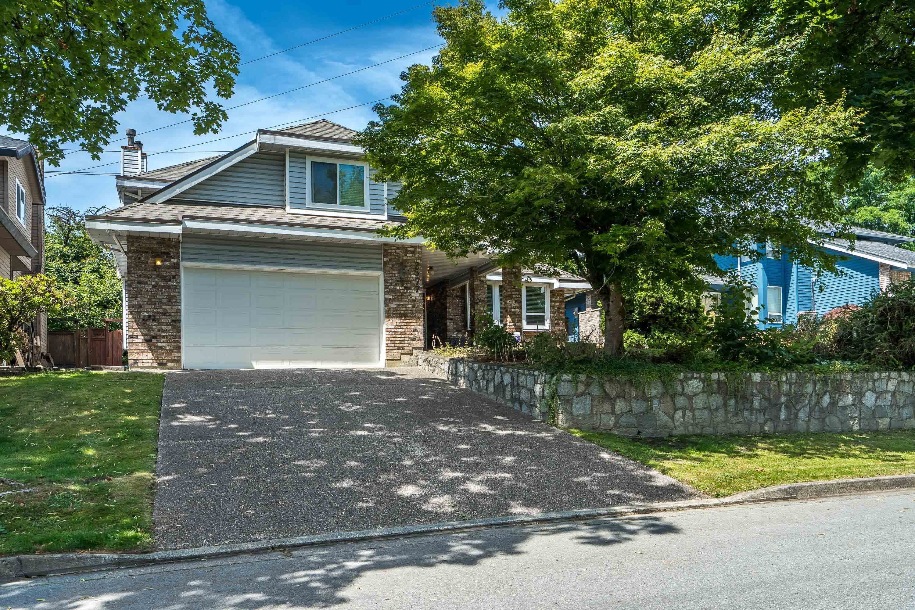 2577 Stoney Creek Place, Burnaby, V3J 7S4 — photo 1