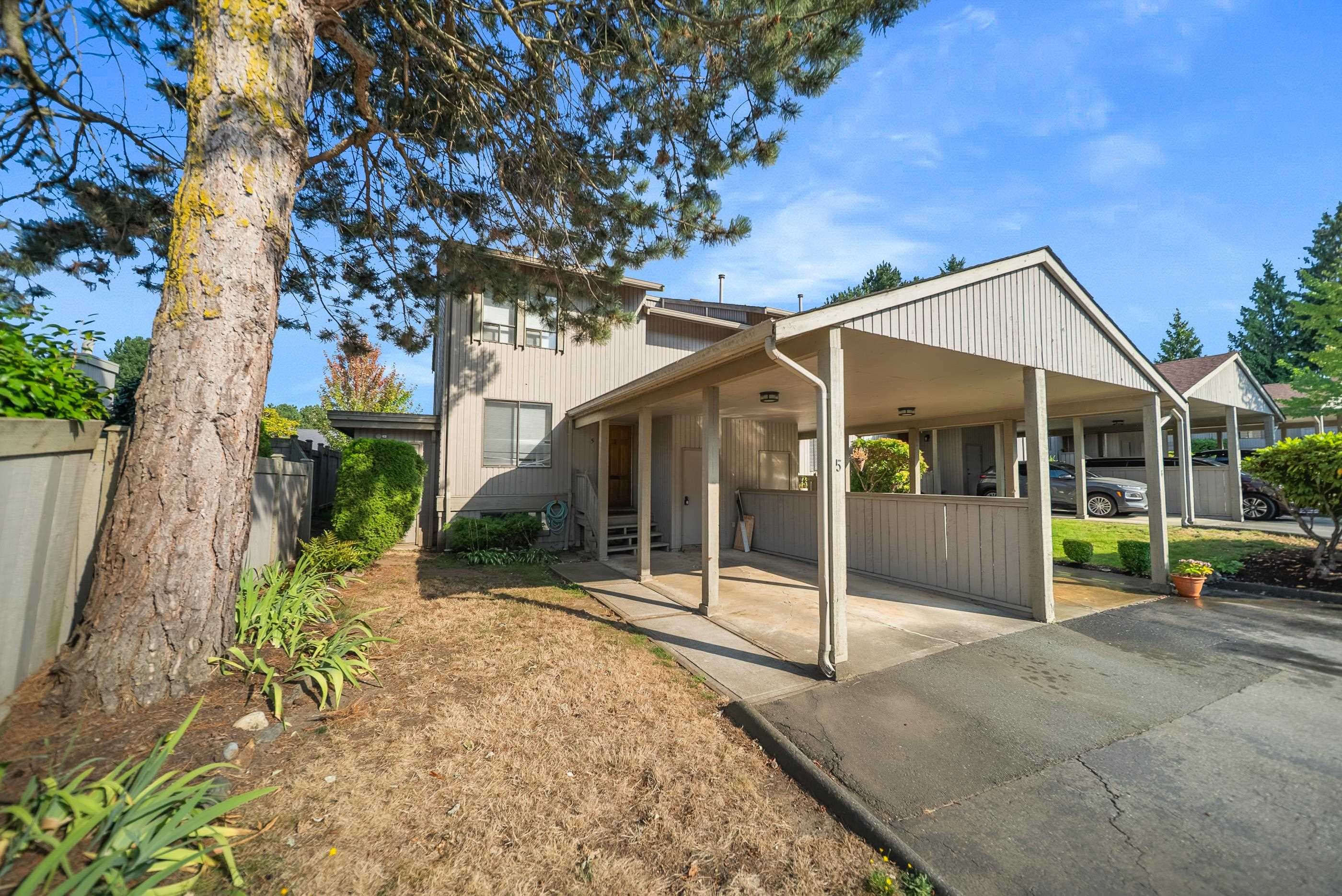 5 - 32858 Landeau Place, Abbotsford, V2S 5X9 — photo 1
