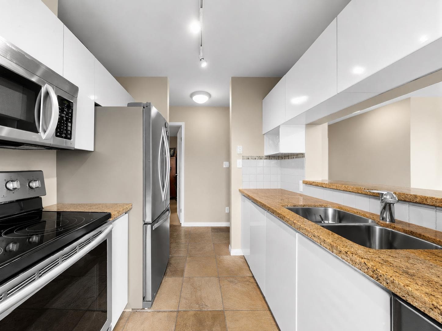 312 - 8450 Jellicoe Street, Vancouver, V5S 4S9 — photo 5
